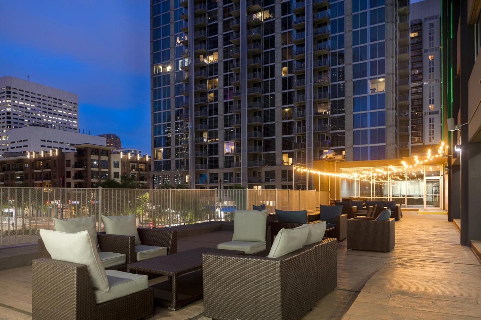Holiday Inn Houston Downtown by IHG gallery photo in Houston, TX — image 73