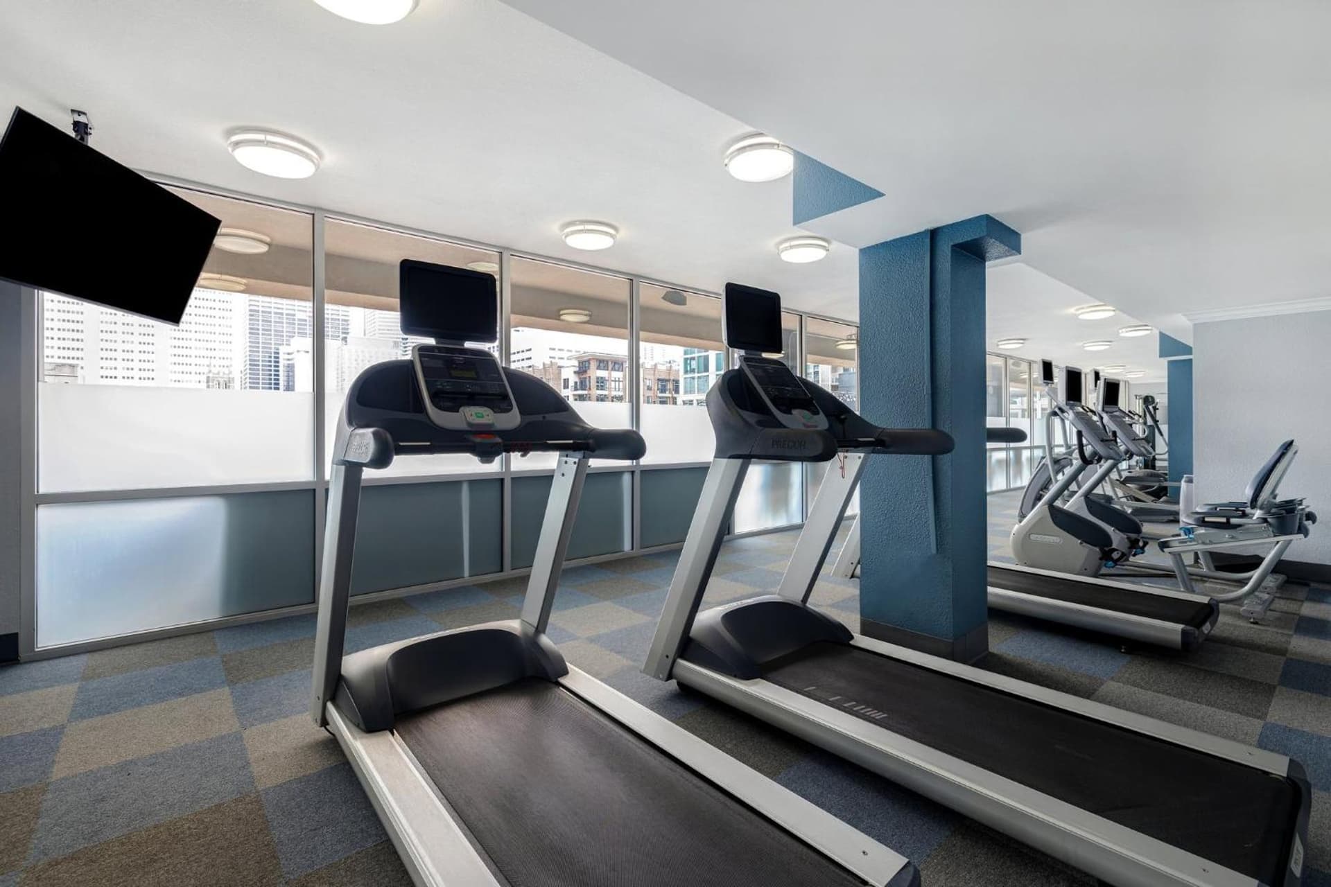 Holiday Inn Houston Downtown by IHG gallery photo in Houston, TX — image 68