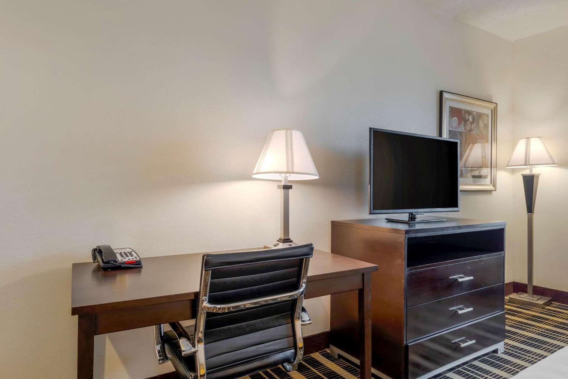 Best Western Plus Rockwall Inn & Suites interior in Rockwall, TX — gallery photo 2