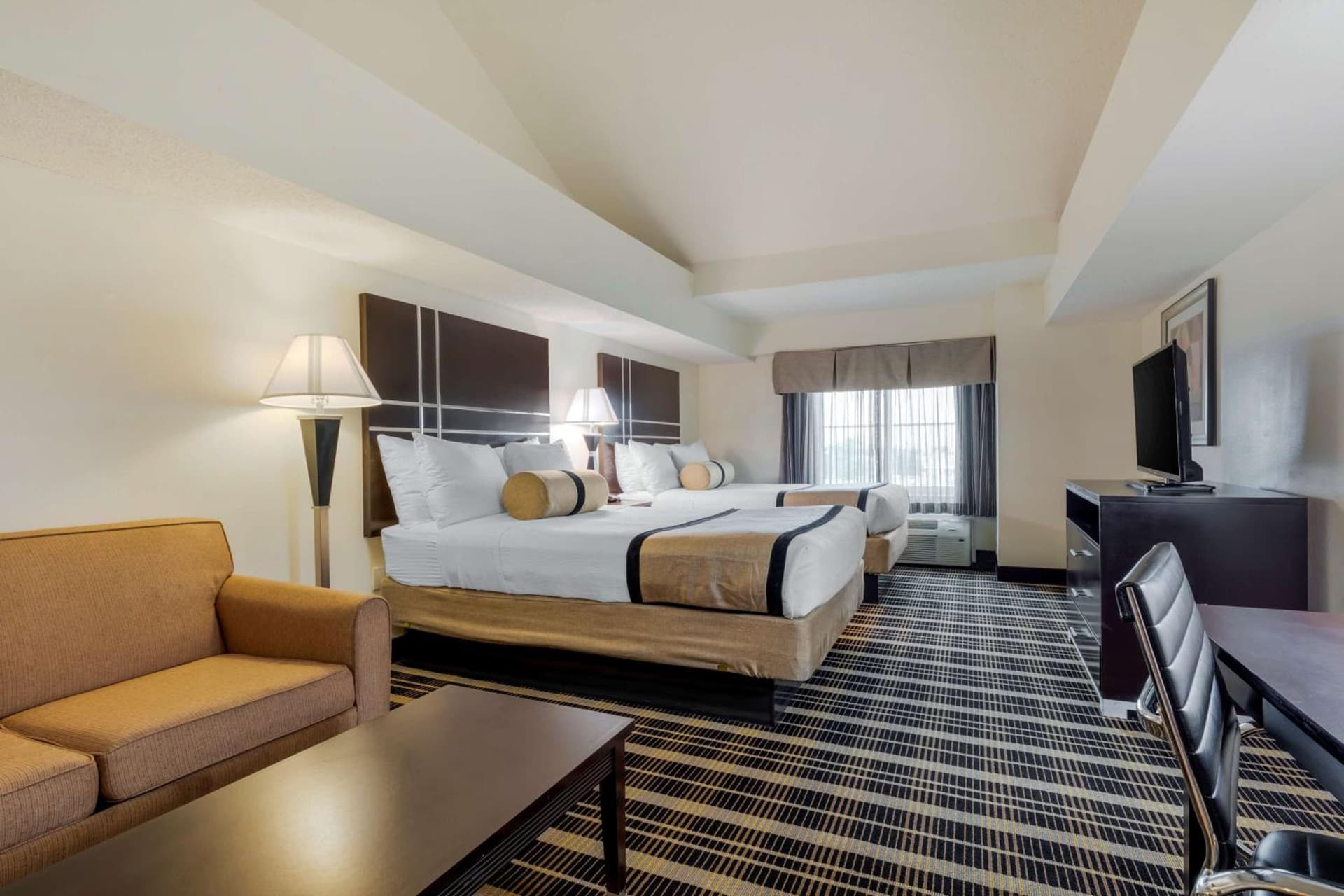 Best Western Plus Rockwall Inn & Suites gallery photo in Rockwall, TX — image 32