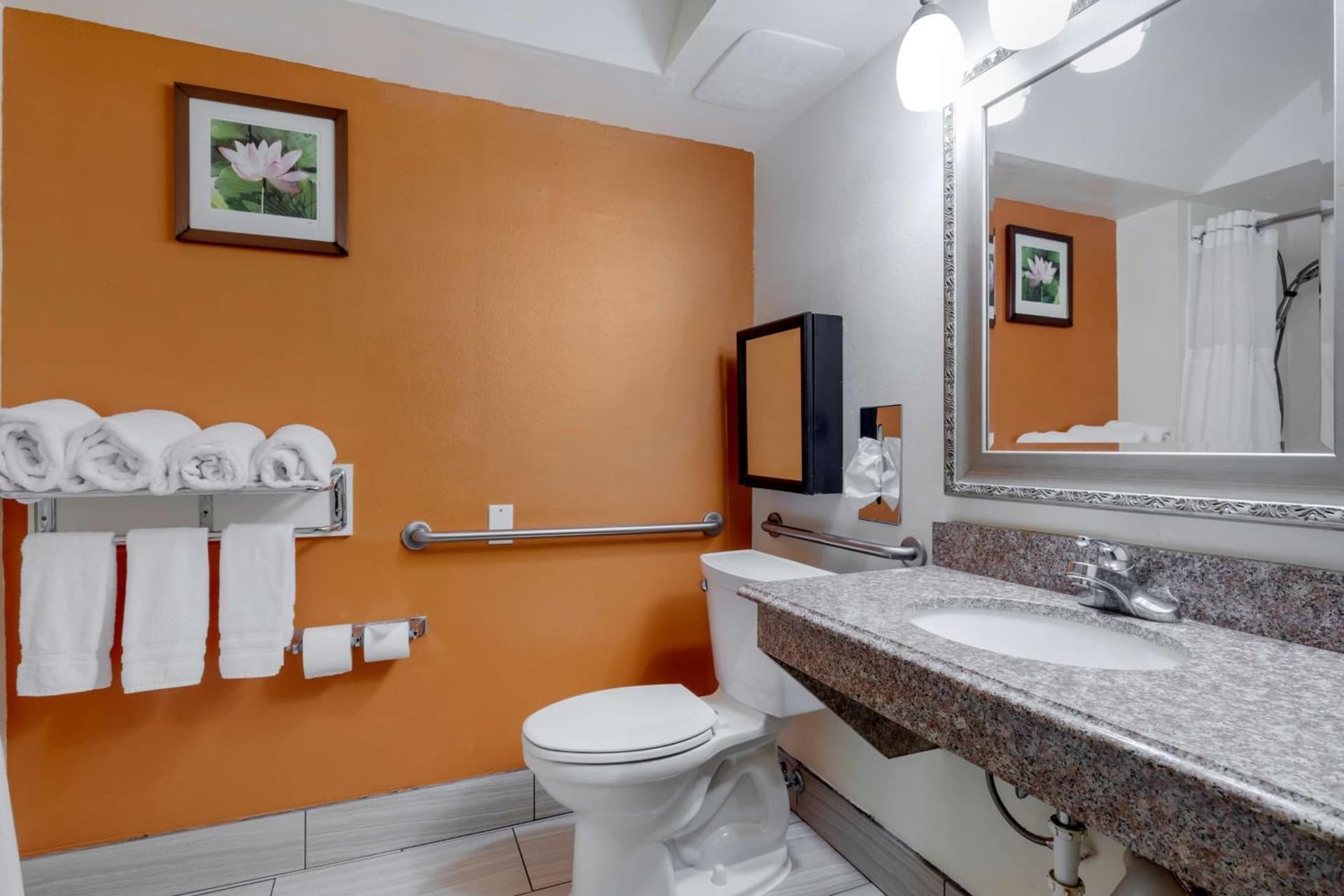 Best Western Plus Rockwall Inn & Suites gallery photo in Rockwall, TX — image 9