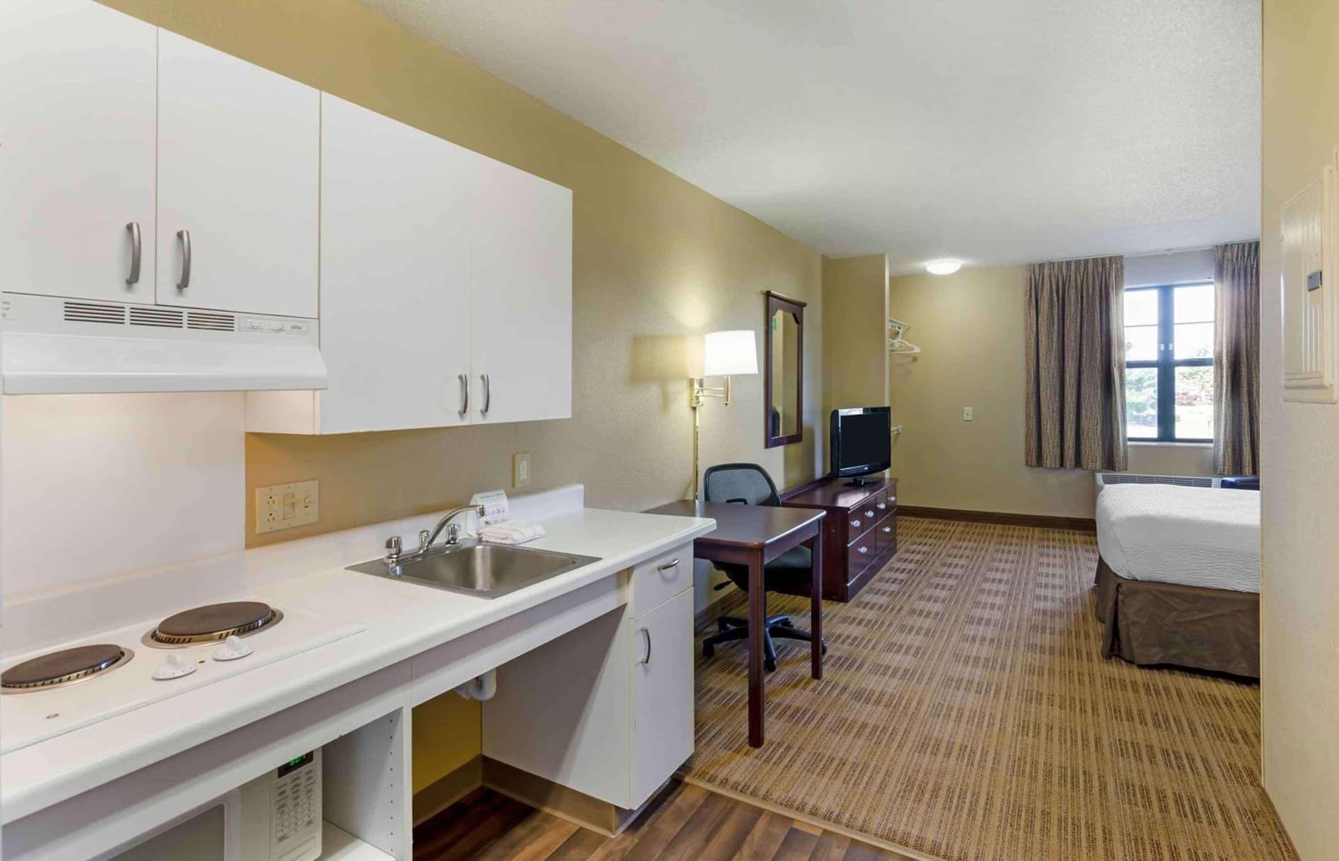 Extended Stay America Suites - Lynchburg - University Blvd gallery photo in Lynchburg, VA — image 31