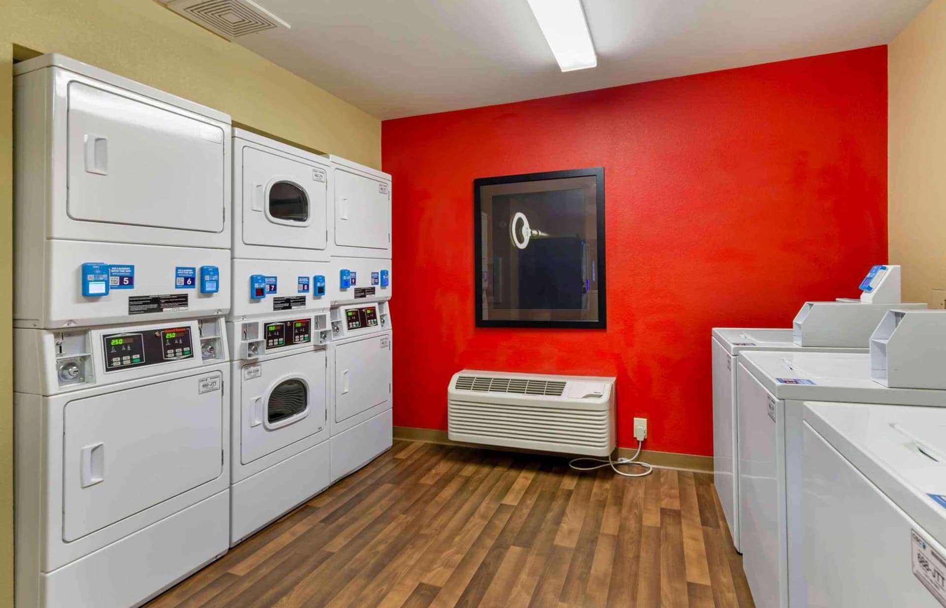 Extended Stay America Suites - Lynchburg - University Blvd gallery photo in Lynchburg, VA — image 22