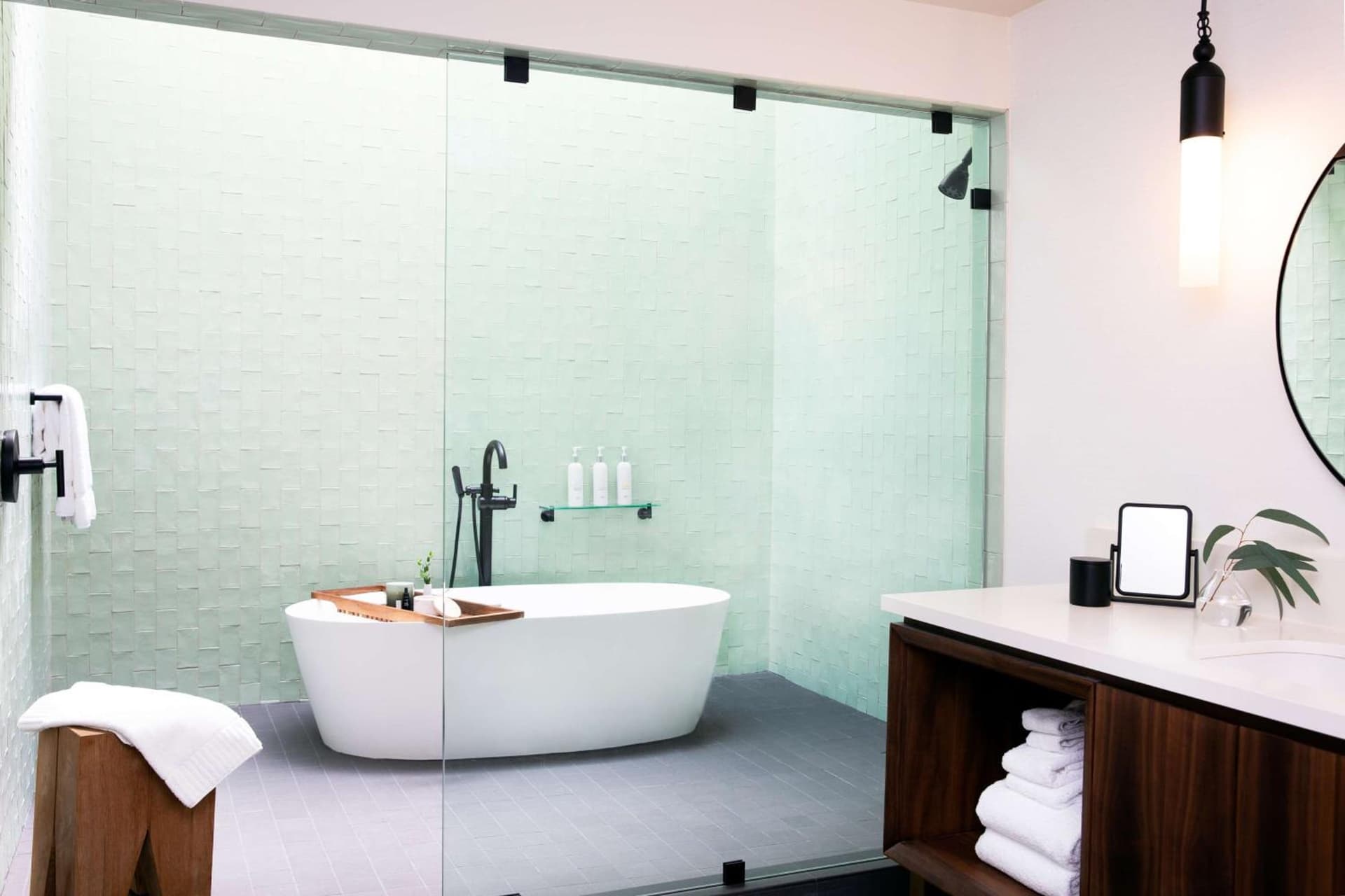 The Alexis Royal Sonesta Hotel Seattle gallery photo in Seattle, WA — image 34
