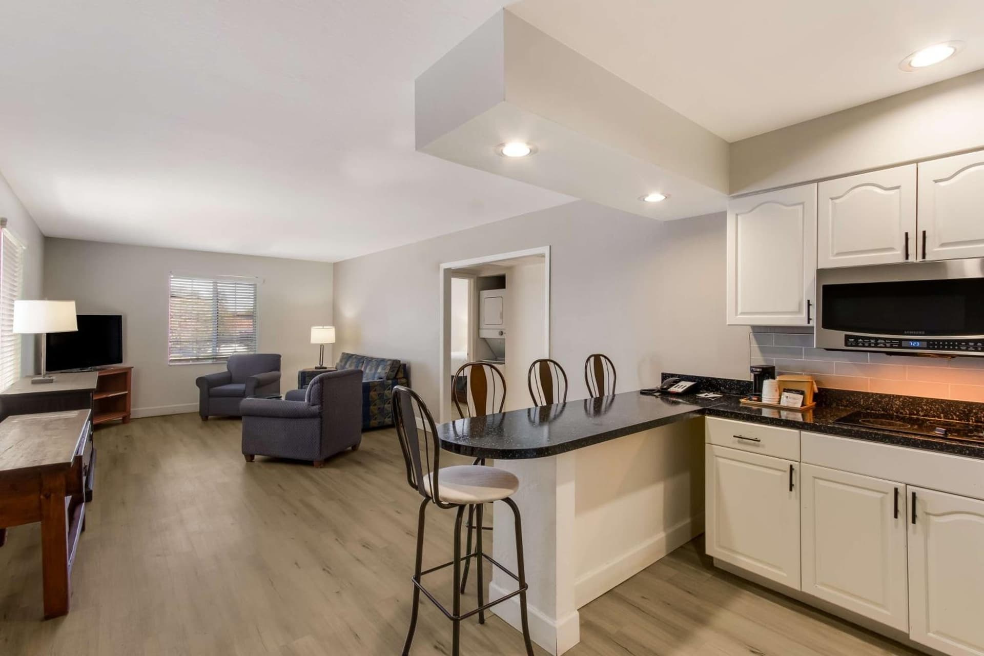 Howard Johnson by Wyndham Tempe University/Phoenix gallery photo in Tempe, AZ — image 37