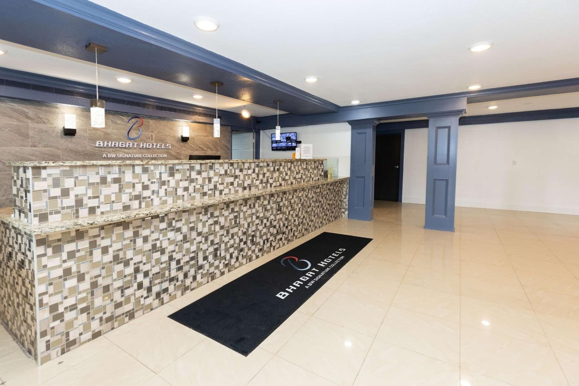 Bhagat Hotels Stone Mountain Atlanta BW Signature Collection interior in Tucker, GA — gallery photo 2