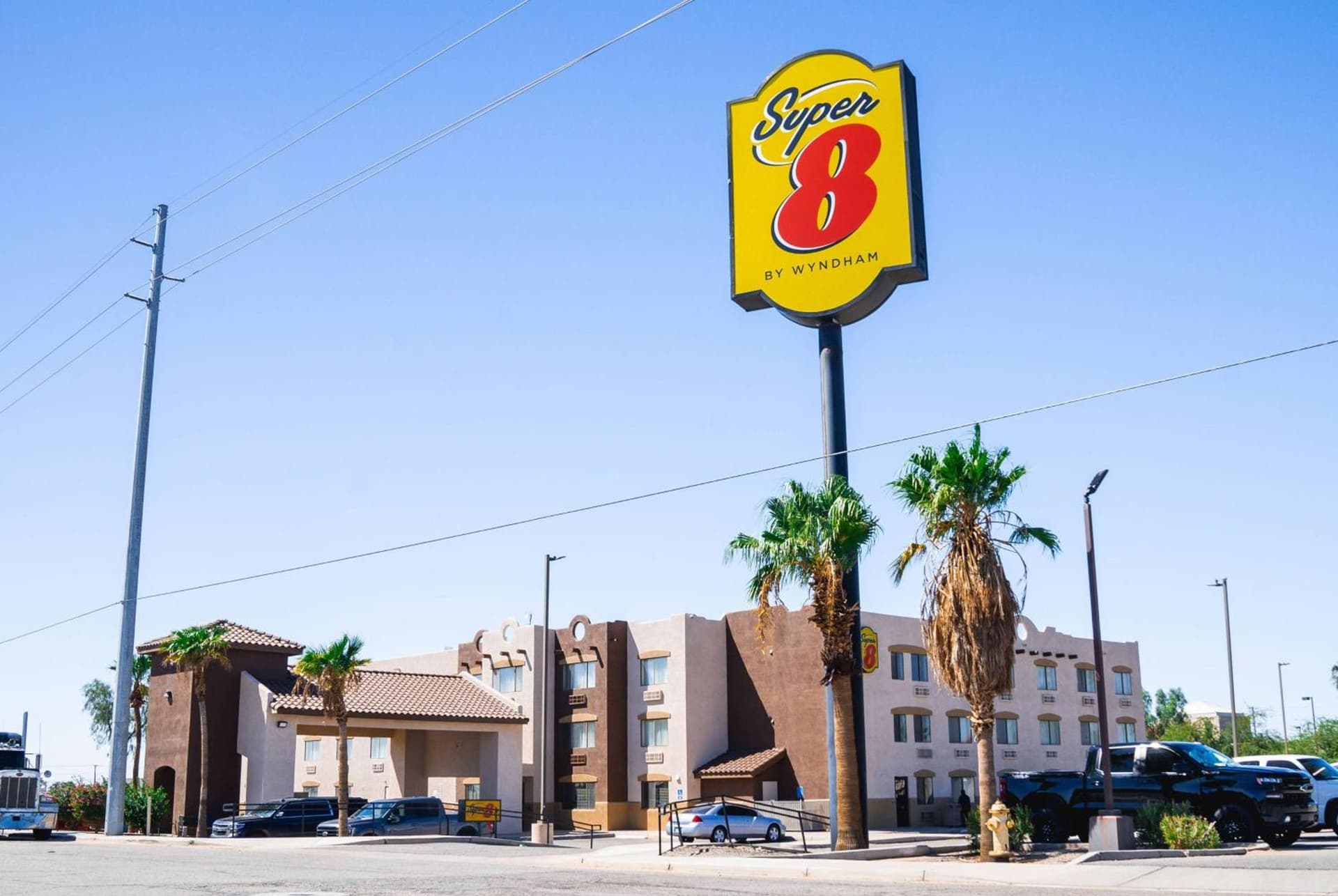 Super 8 by Wyndham Yuma gallery photo in Yuma, AZ — image 6