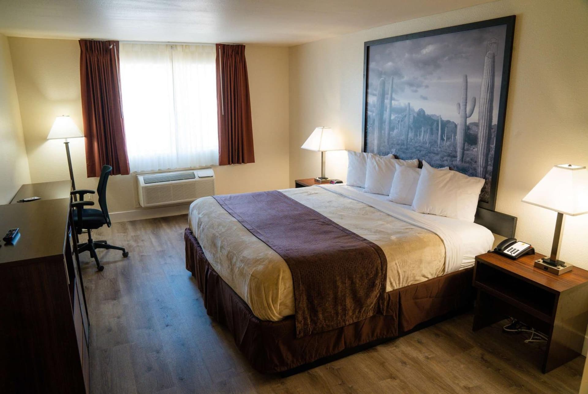Super 8 by Wyndham Yuma property views in Yuma, AZ — gallery photo 3