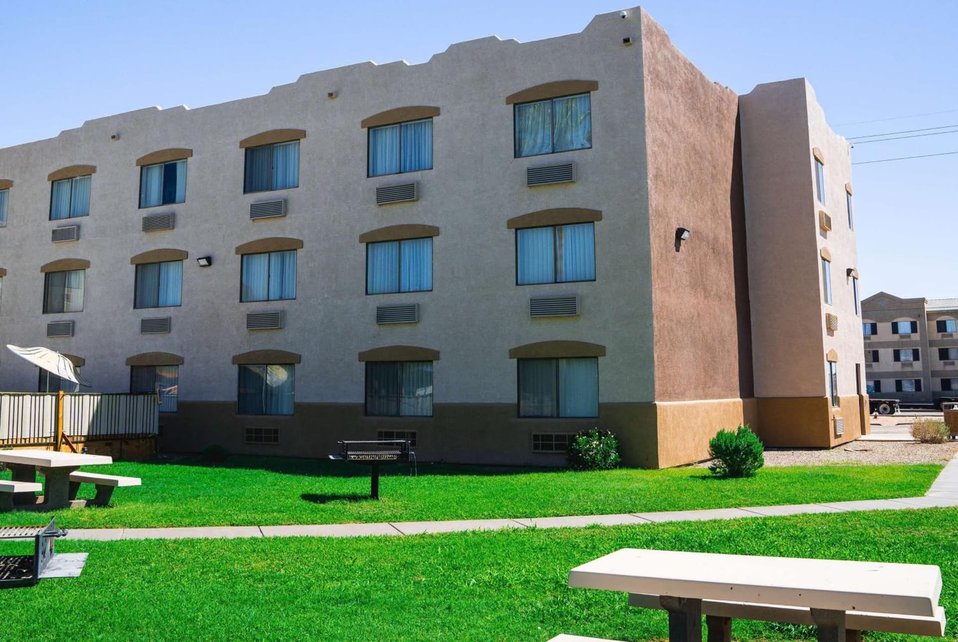 Super 8 by Wyndham Yuma gallery photo in Yuma, AZ — image 28