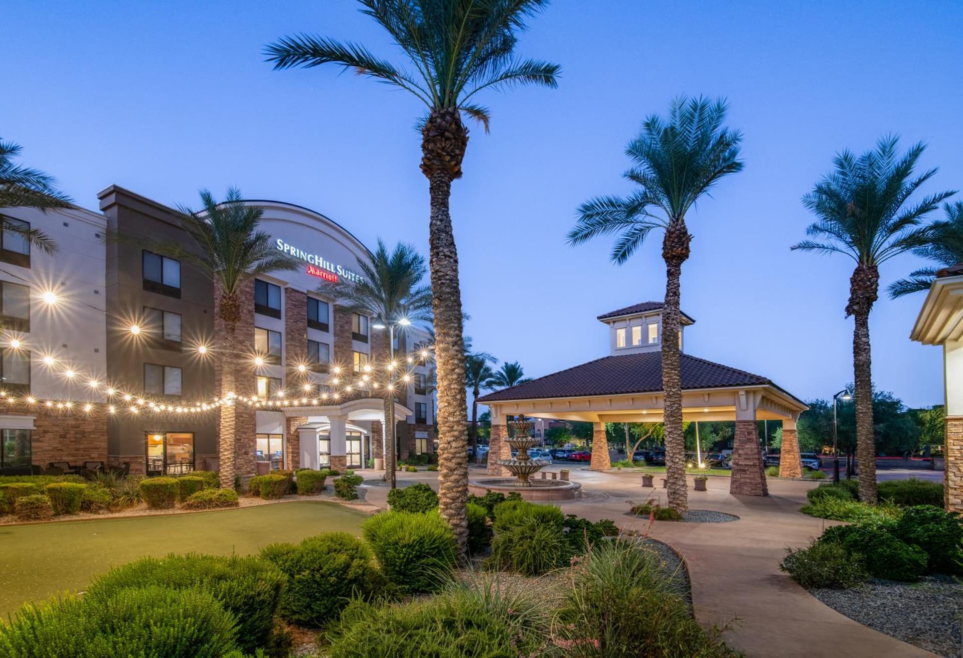 SpringHill Suites Phoenix Glendale Sports & Entertainment District interior in Glendale, AZ — gallery photo 2