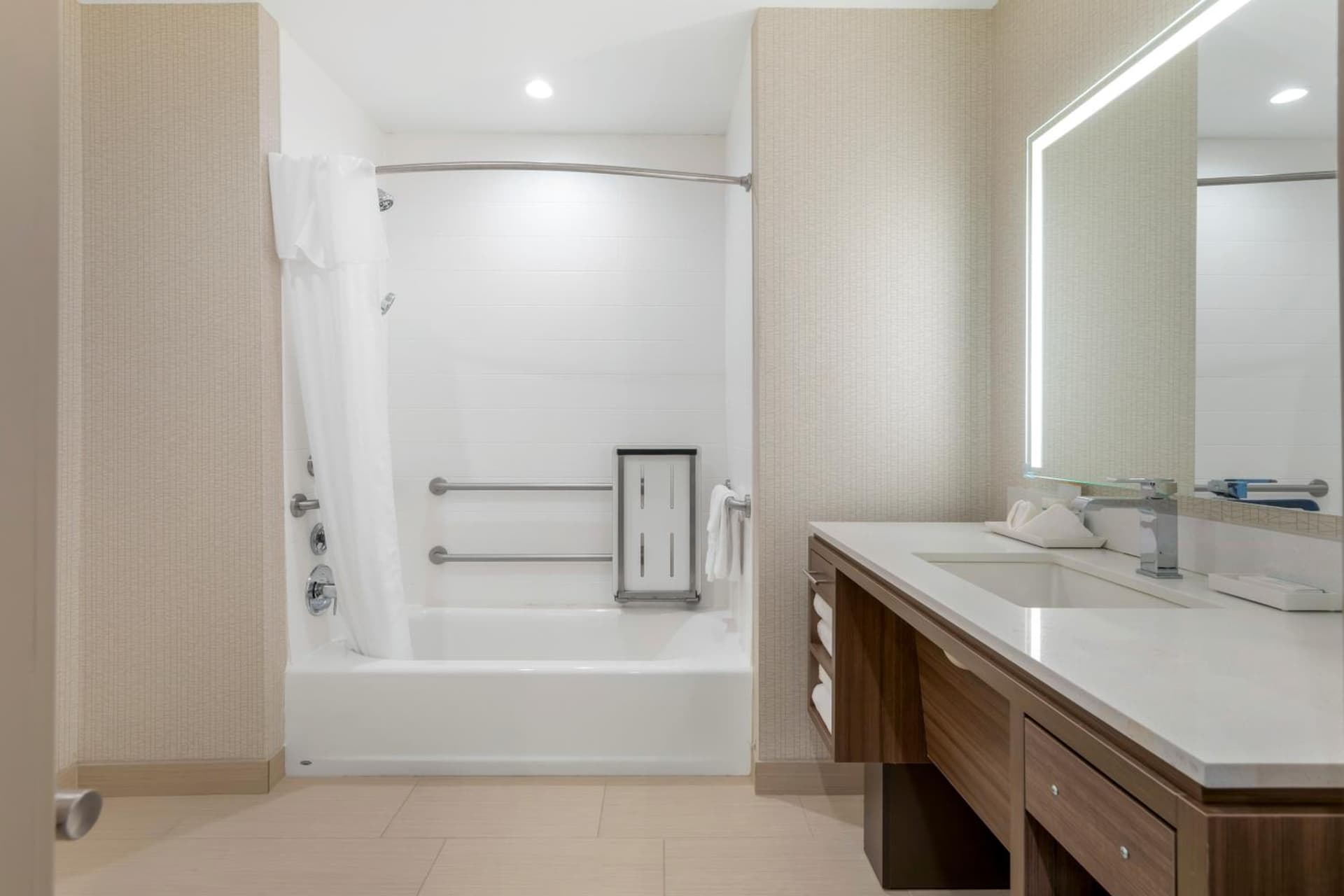 Home2 Suites By Hilton Redlands gallery photo in Redlands, CA — image 42