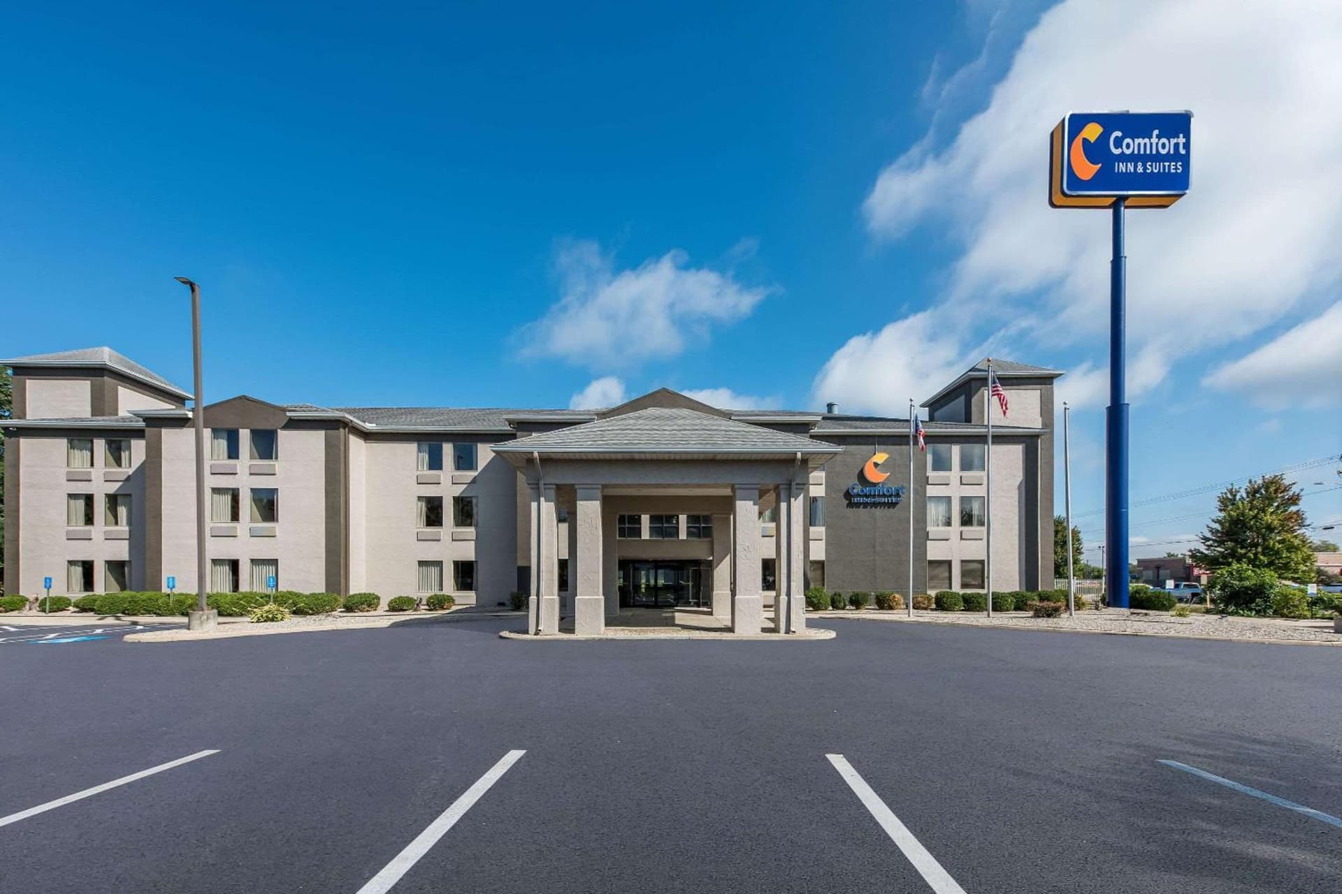 Comfort Inn & Suites Tipp City Dayton North I-75 property views in Tipp City, OH — gallery photo 3
