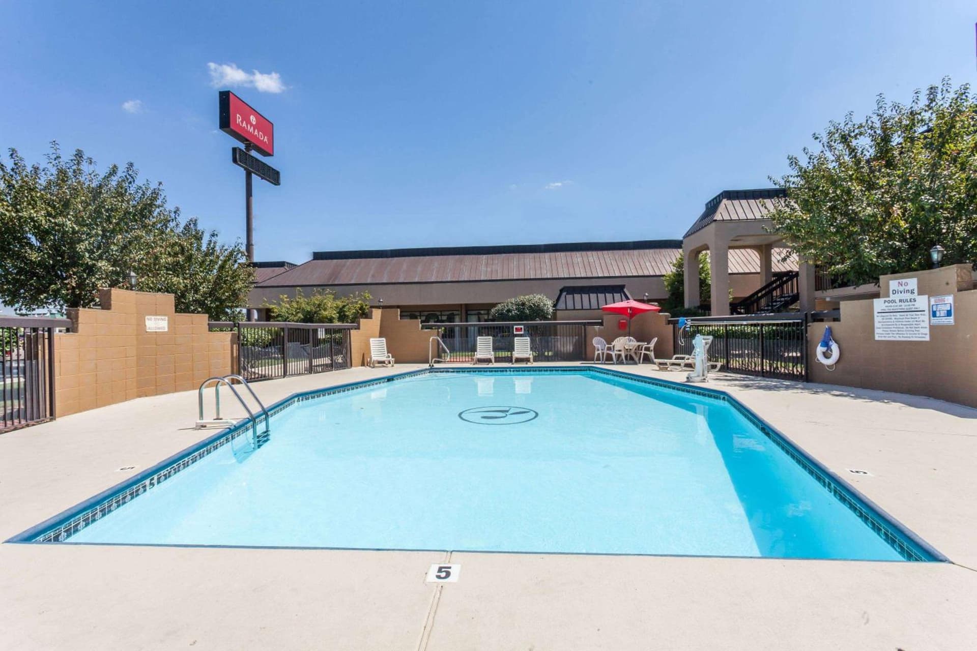 Ramada by Wyndham Lebanon property views in Lebanon, TN — gallery photo 3