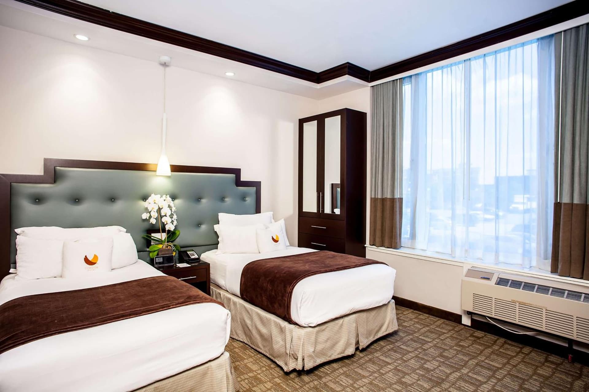Aura Hotel Brooklyn gallery photo in Brooklyn, NY — image 5