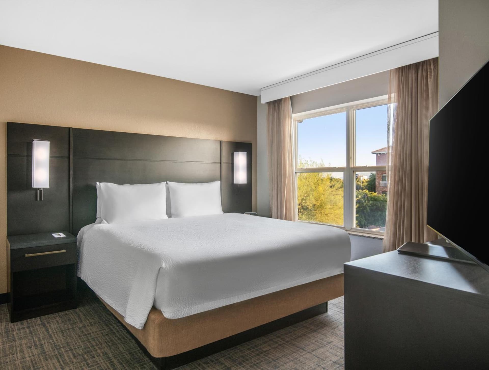 Residence Inn Phoenix Glendale Sports & Entertainment District gallery photo in Glendale, AZ — image 57