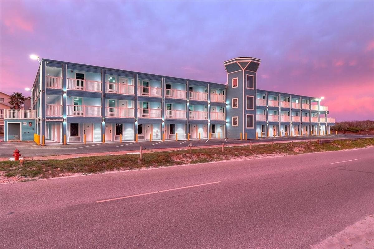Seaside Boutique Hotel gallery photo in Port Aransas, TX — image 11