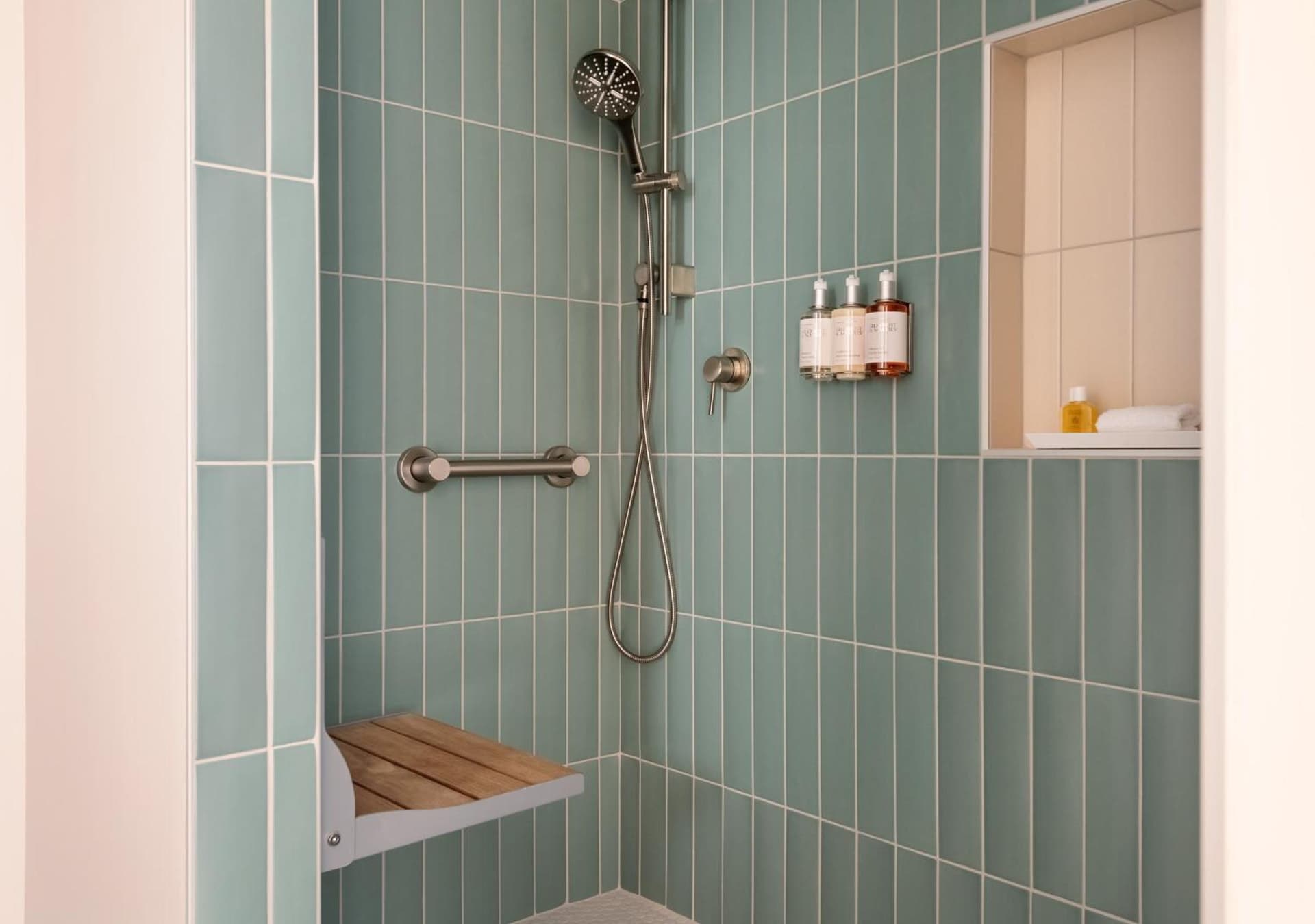 Hotel Verdant gallery photo in Racine, WI — image 23