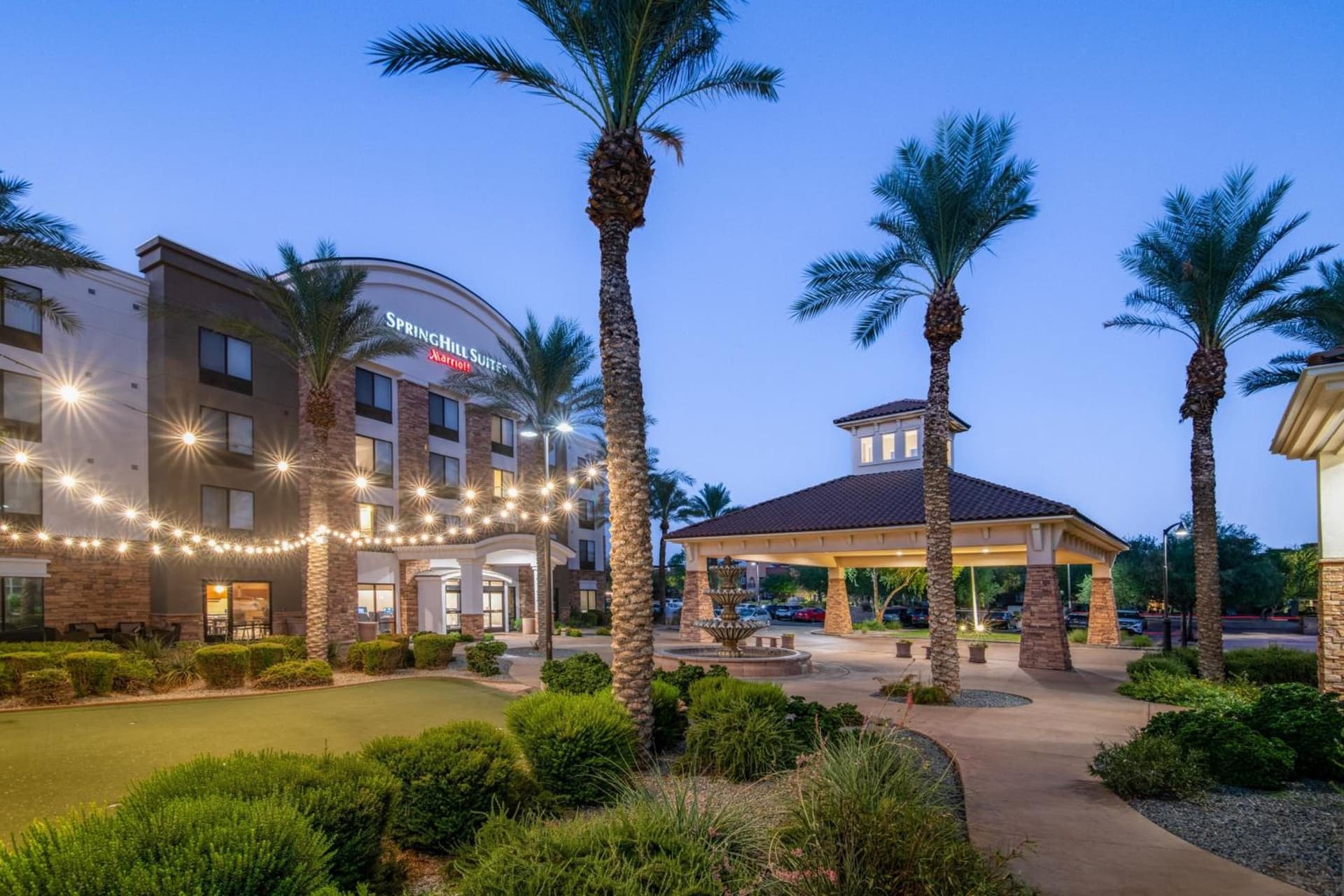 SpringHill Suites Phoenix Glendale Sports & Entertainment District property views in Glendale, AZ — gallery photo 3