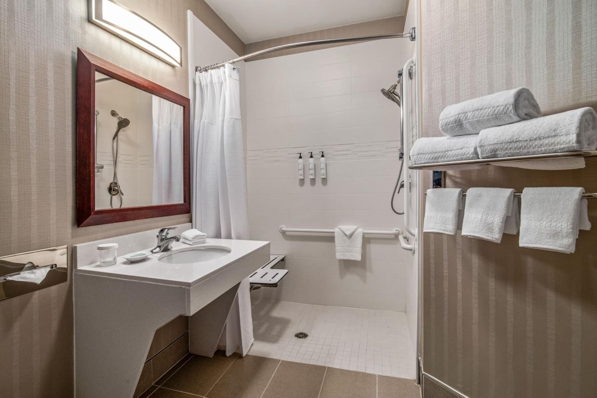 SpringHill Suites Phoenix Glendale Sports & Entertainment District gallery photo in Glendale, AZ — image 9