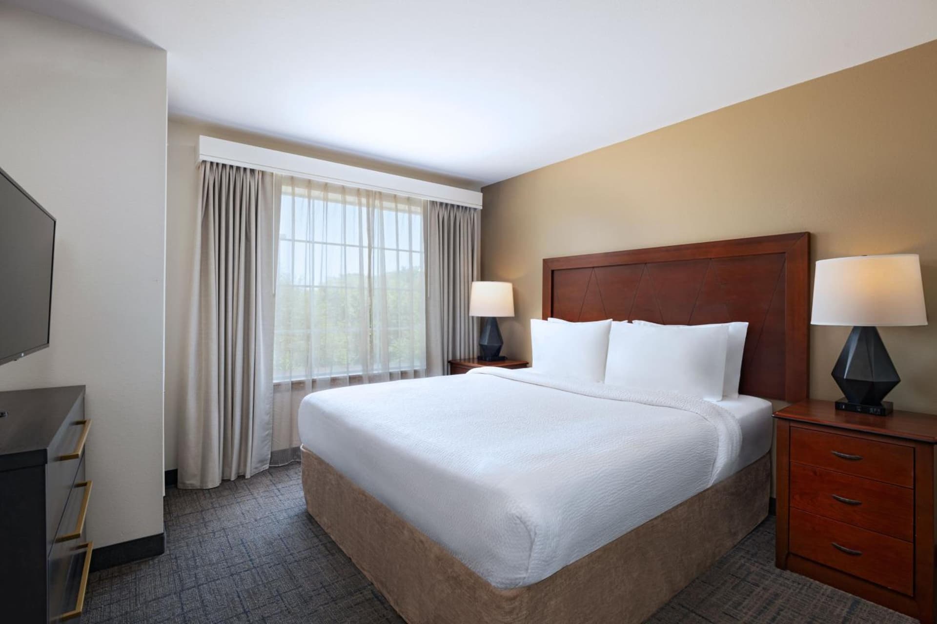 Residence Inn Beaumont gallery photo in Beaumont, TX — image 10