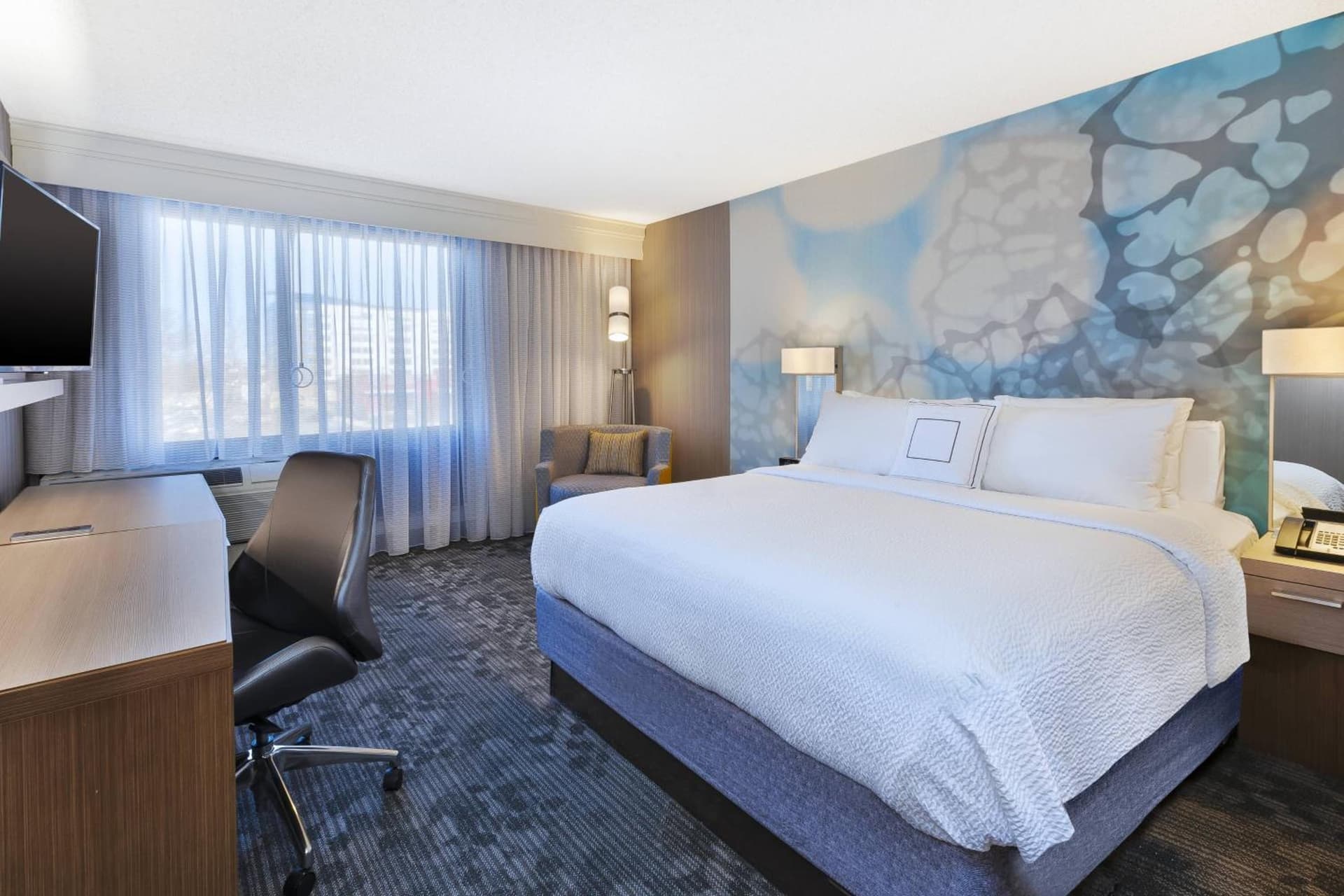 Courtyard by Marriott Secaucus Meadowlands gallery photo in Secaucus, NJ — image 15
