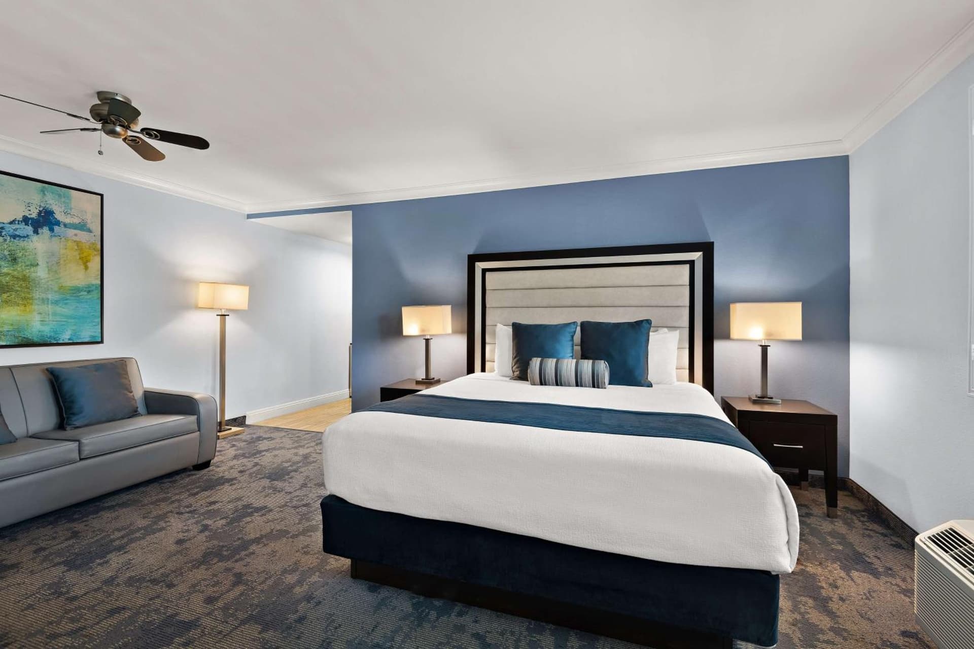 City Express by Marriott Manhattan Beach gallery photo in Manhattan Beach, CA — image 32