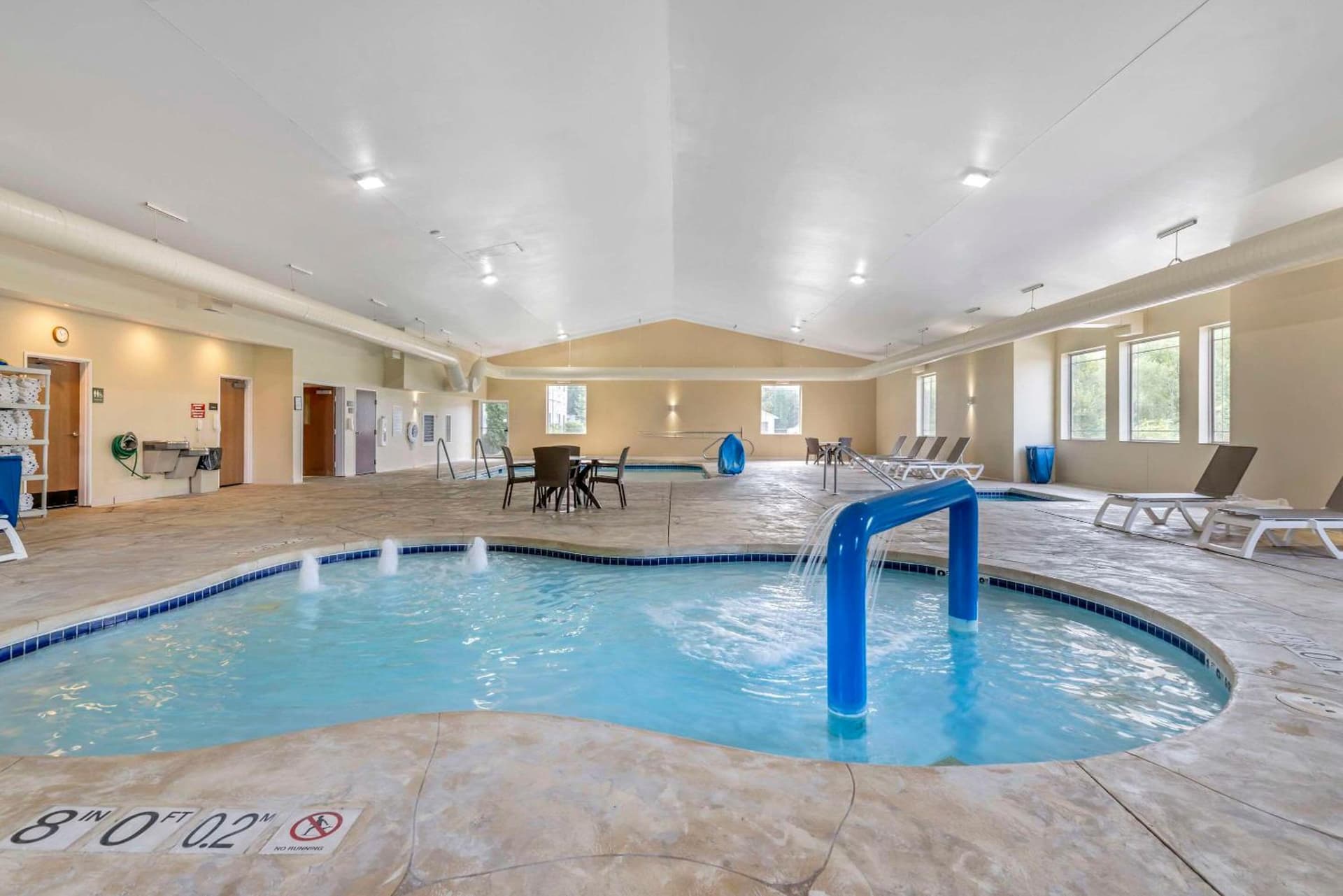 Comfort Suites Lake Geneva East gallery photo in Lake Geneva, WI — image 33
