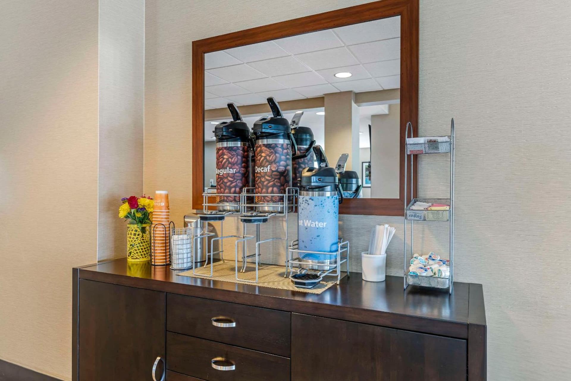 Comfort Suites Lake Geneva East gallery photo in Lake Geneva, WI — image 29