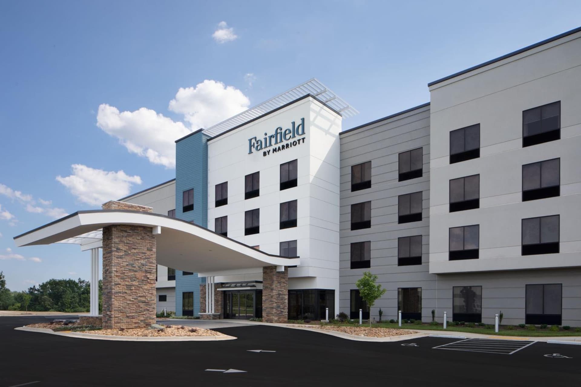 Fairfield by Marriott Inn & Suites Whitsett Greensboro East featured exterior or lobby in Whitsett, NC — similar hotel