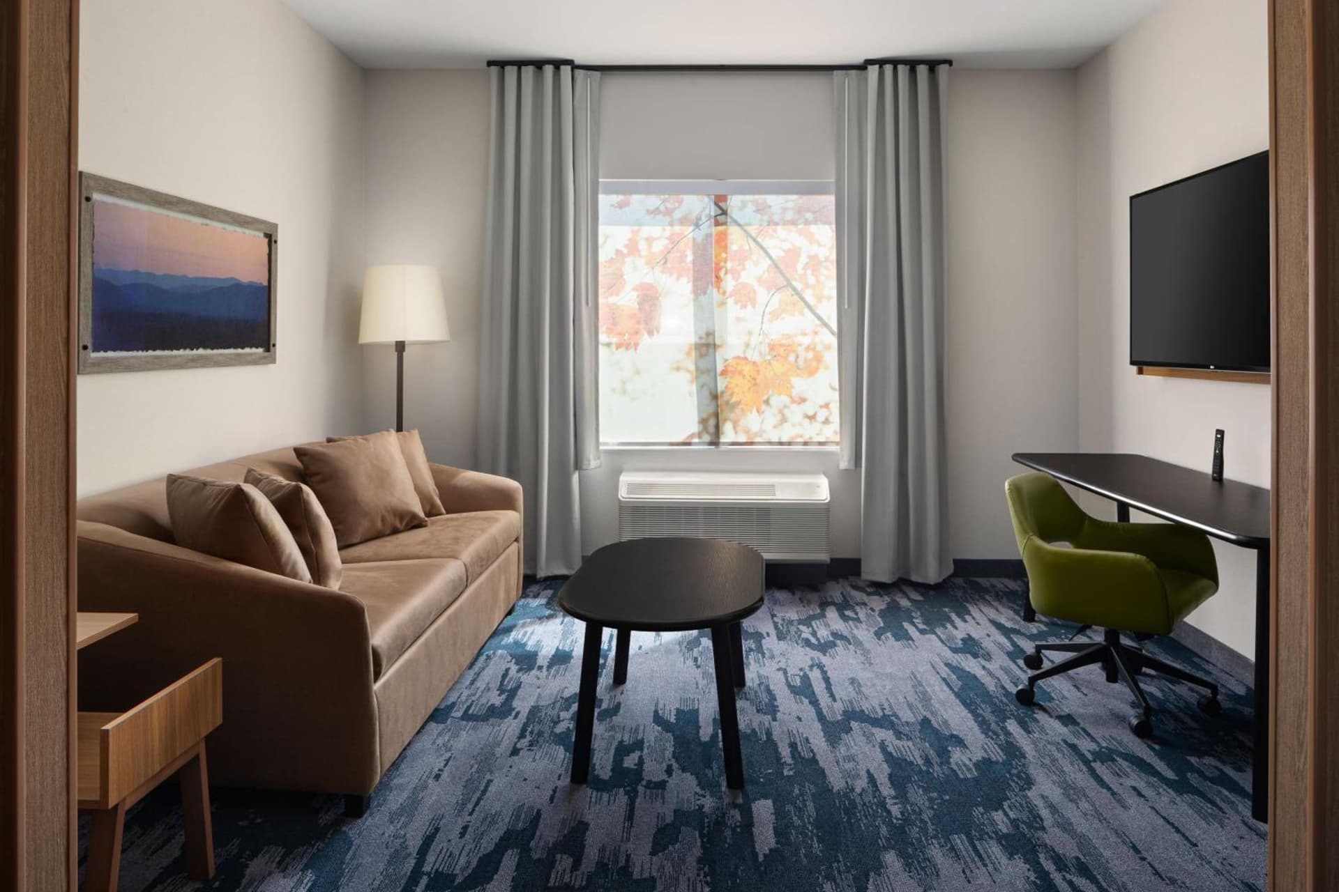 Fairfield by Marriott Inn & Suites Whitsett Greensboro East gallery photo in Whitsett, NC — image 5