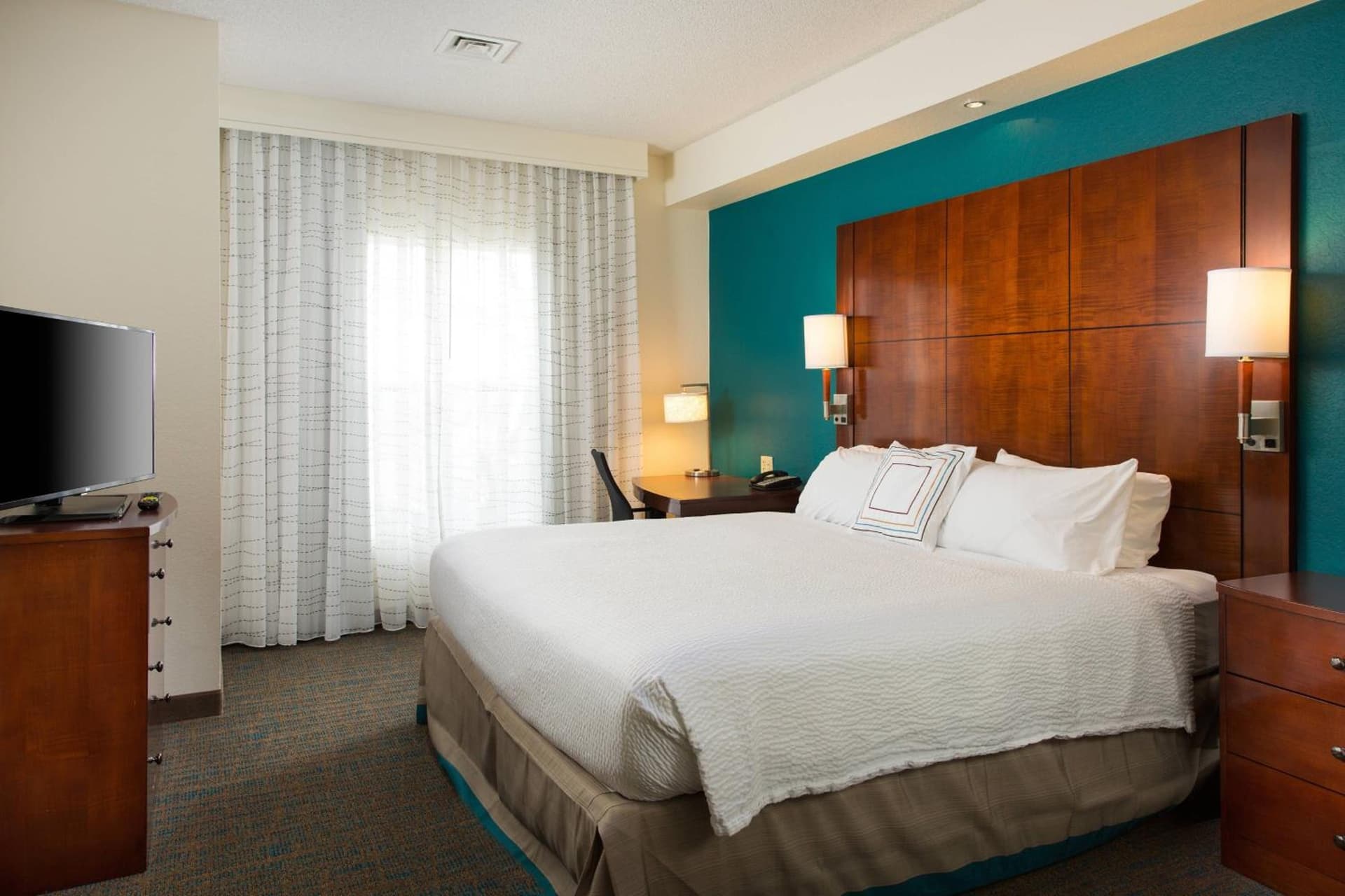 Residence Inn Kansas City Airport interior in Kansas City, KS — gallery photo 2