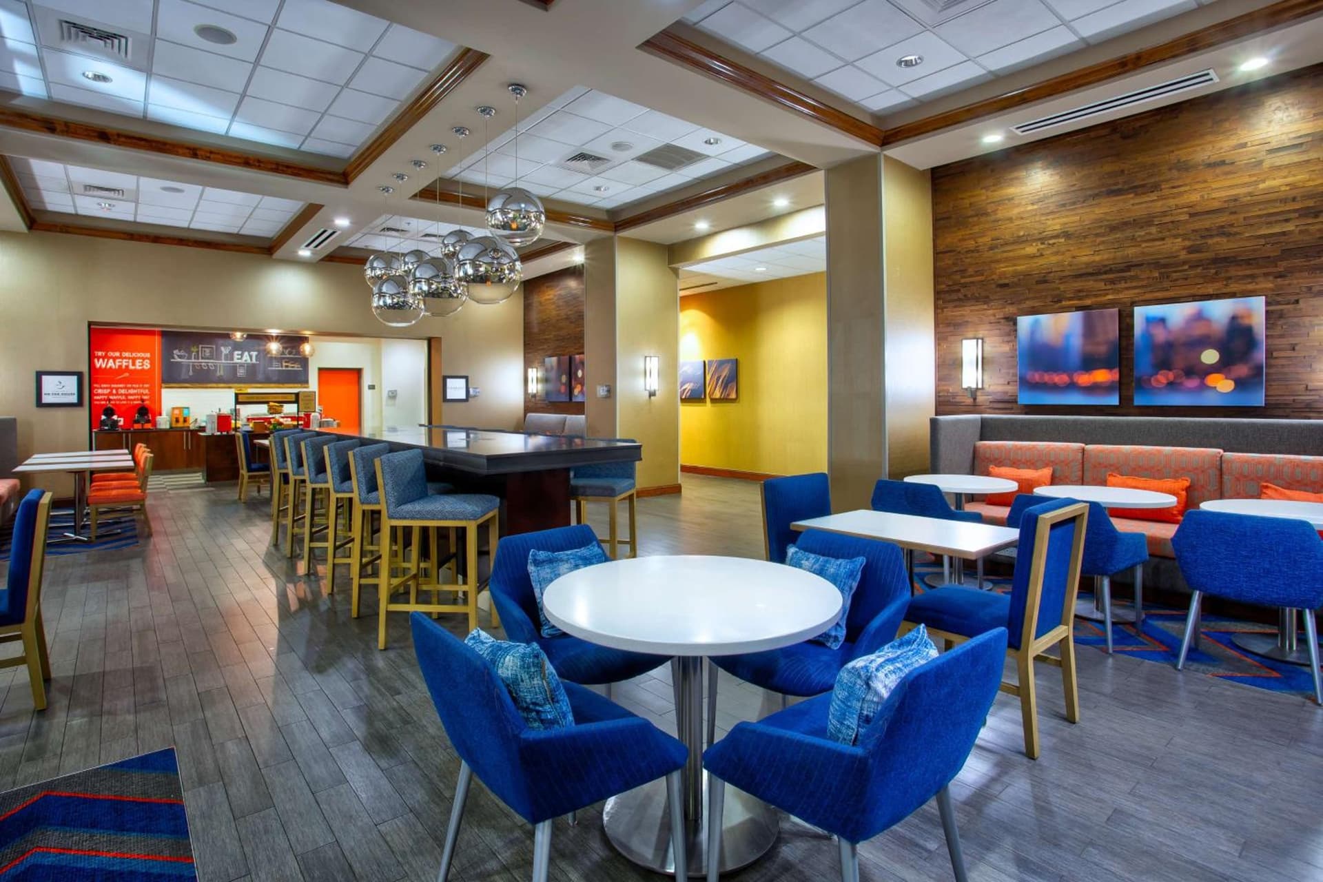 Hampton Inn & Suites Columbia/Southeast-Fort Jackson gallery photo in Columbia, SC — image 38