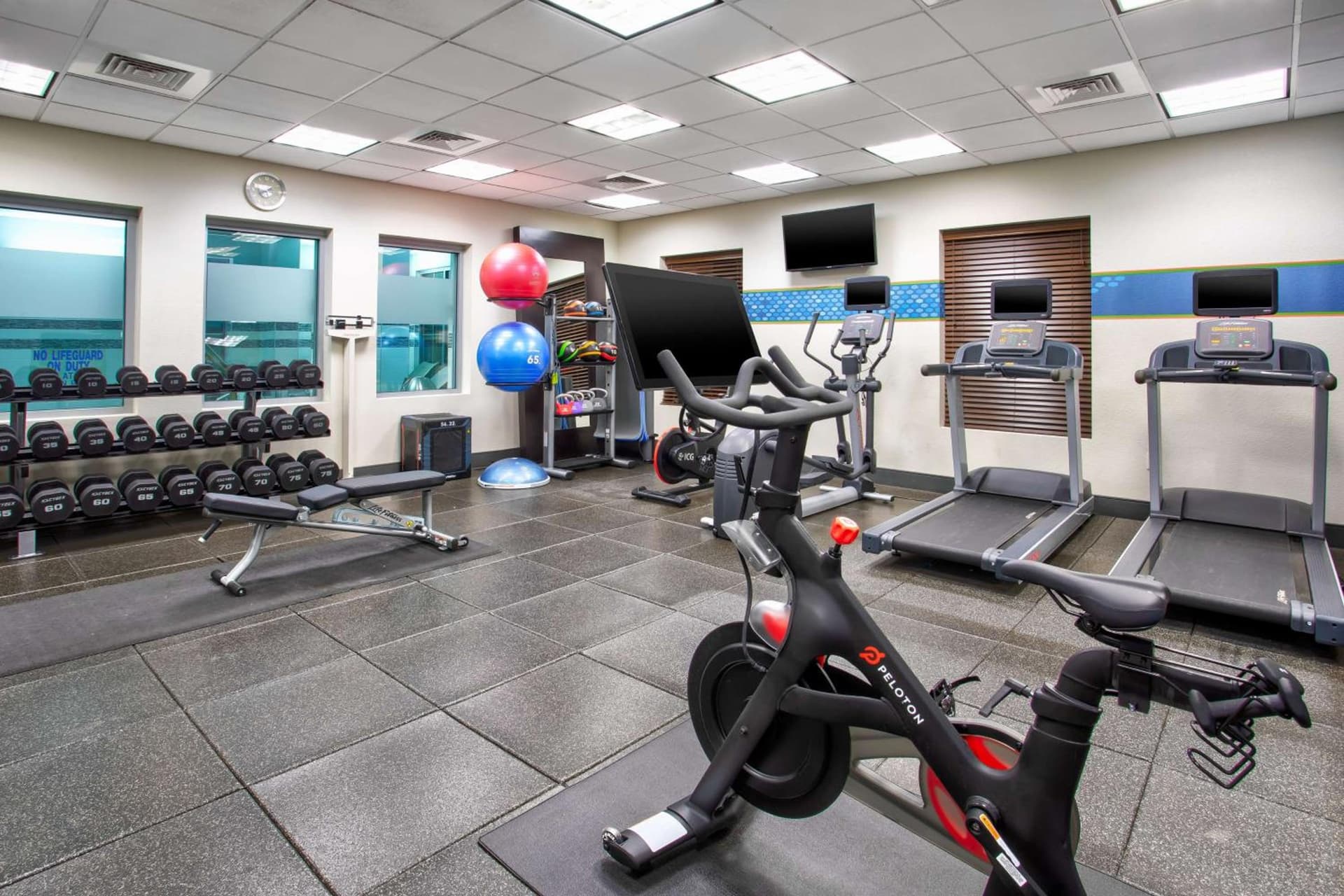 Hampton Inn & Suites Columbia/Southeast-Fort Jackson gallery photo in Columbia, SC — image 14