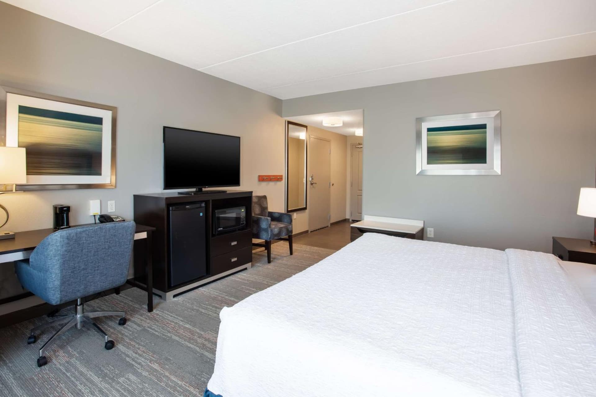 Hampton Inn & Suites Columbia/Southeast-Fort Jackson gallery photo in Columbia, SC — image 50