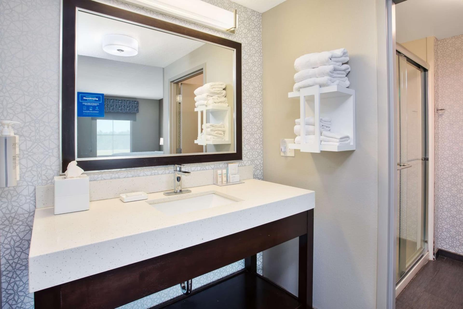 Hampton Inn & Suites Columbia/Southeast-Fort Jackson gallery photo in Columbia, SC — image 6