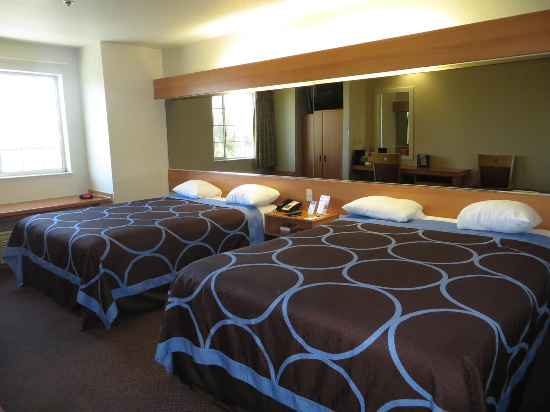 SureStay by Best Western Sacramento South Natomas gallery photo in Sacramento, CA — image 18