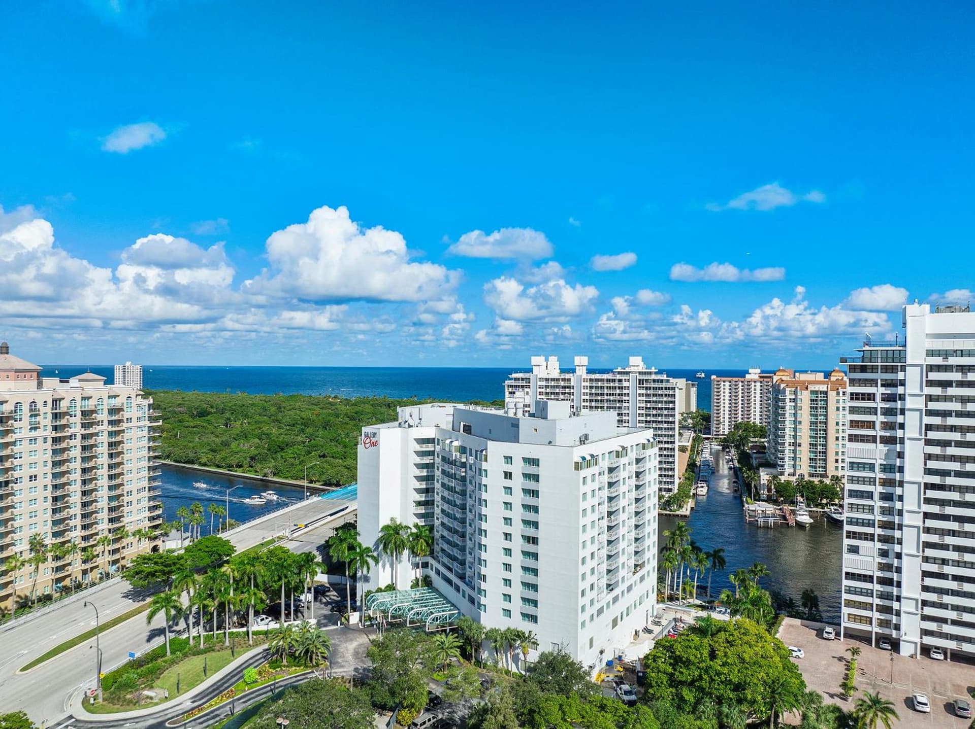 Avi Lux Stay featured exterior or lobby in Fort Lauderdale, FL — similar hotel