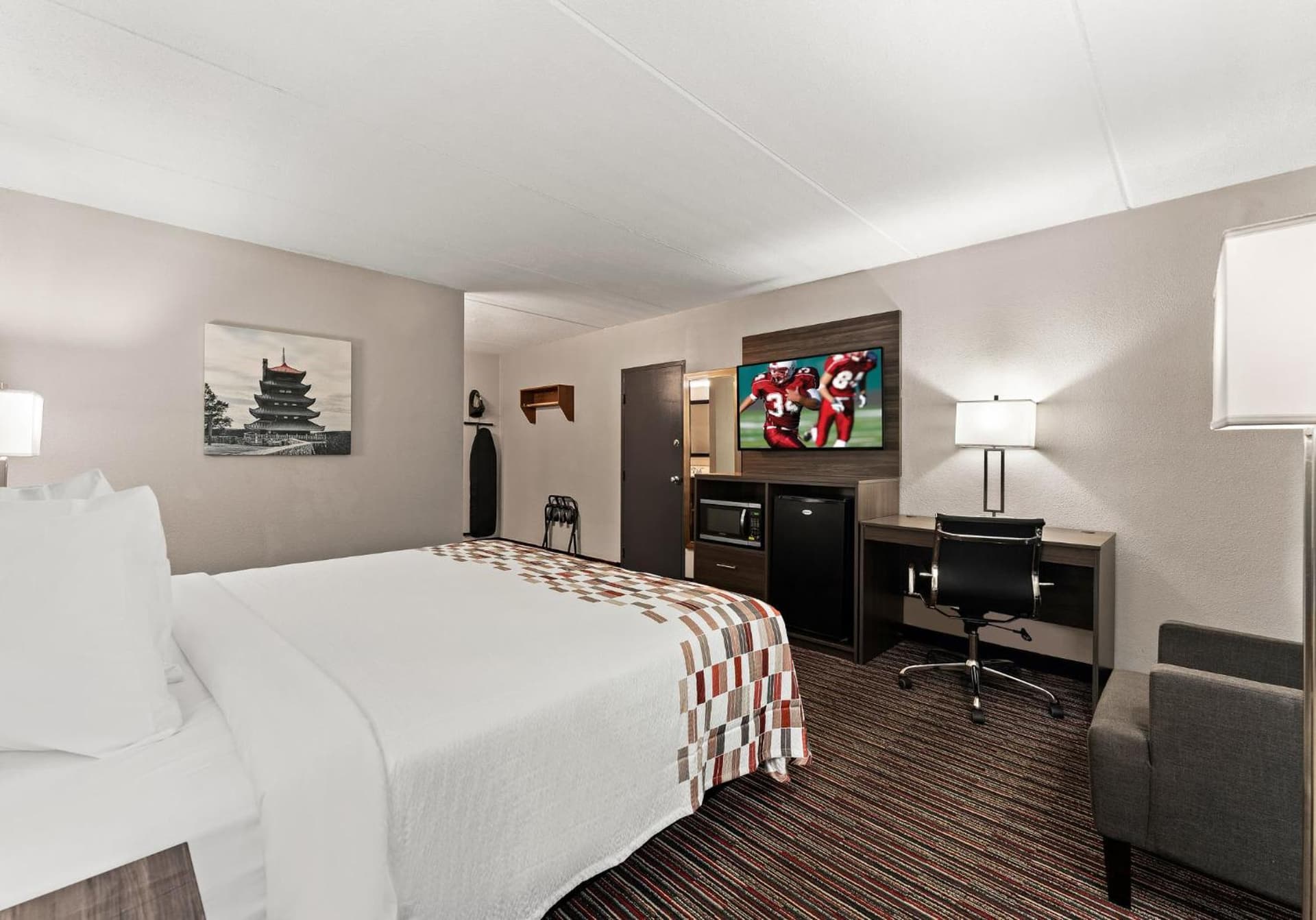 Red Roof Inn Reading gallery photo in Reading, PA — image 31