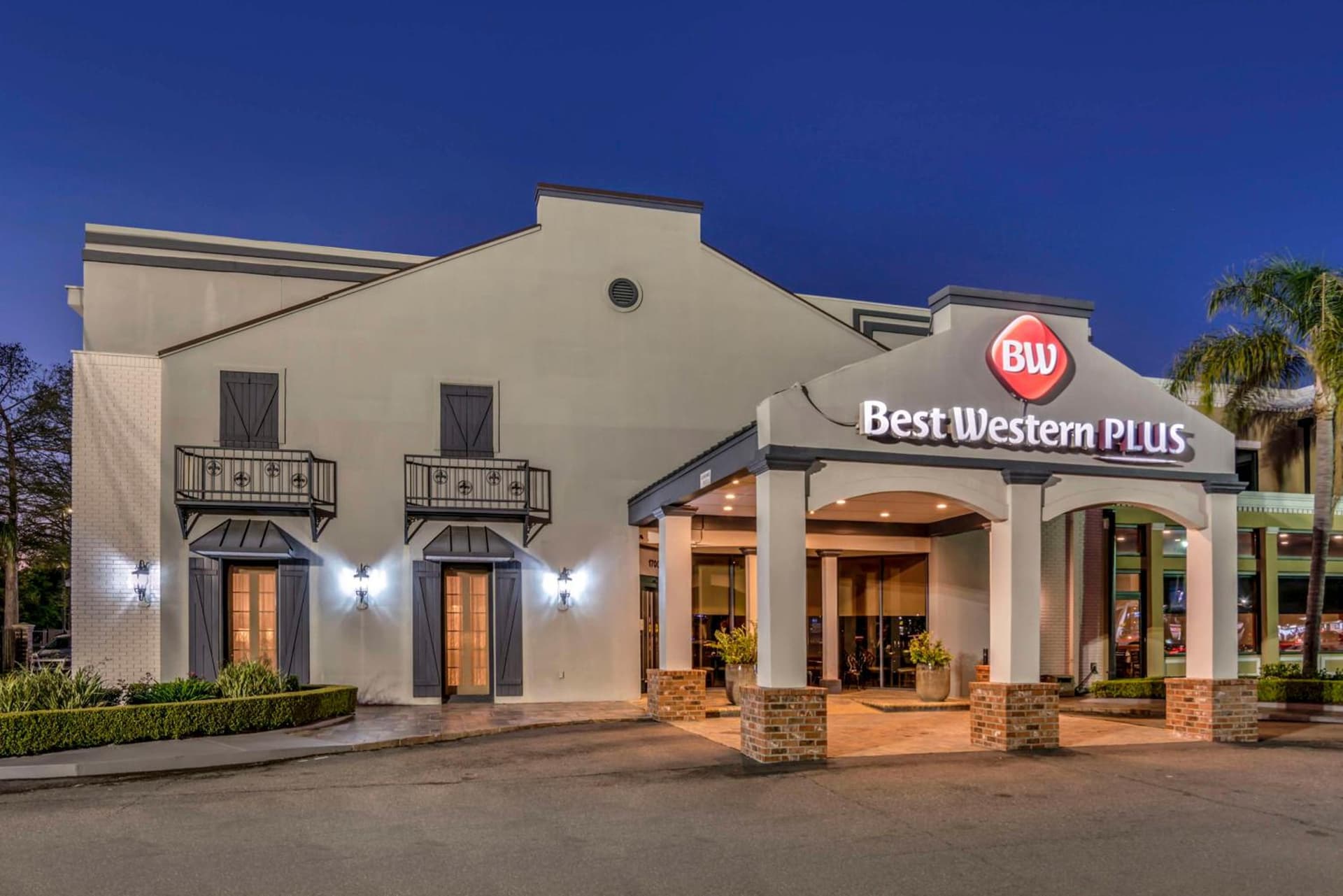 Best Western Plus Westbank featured exterior or lobby in Harvey, LA — similar hotel