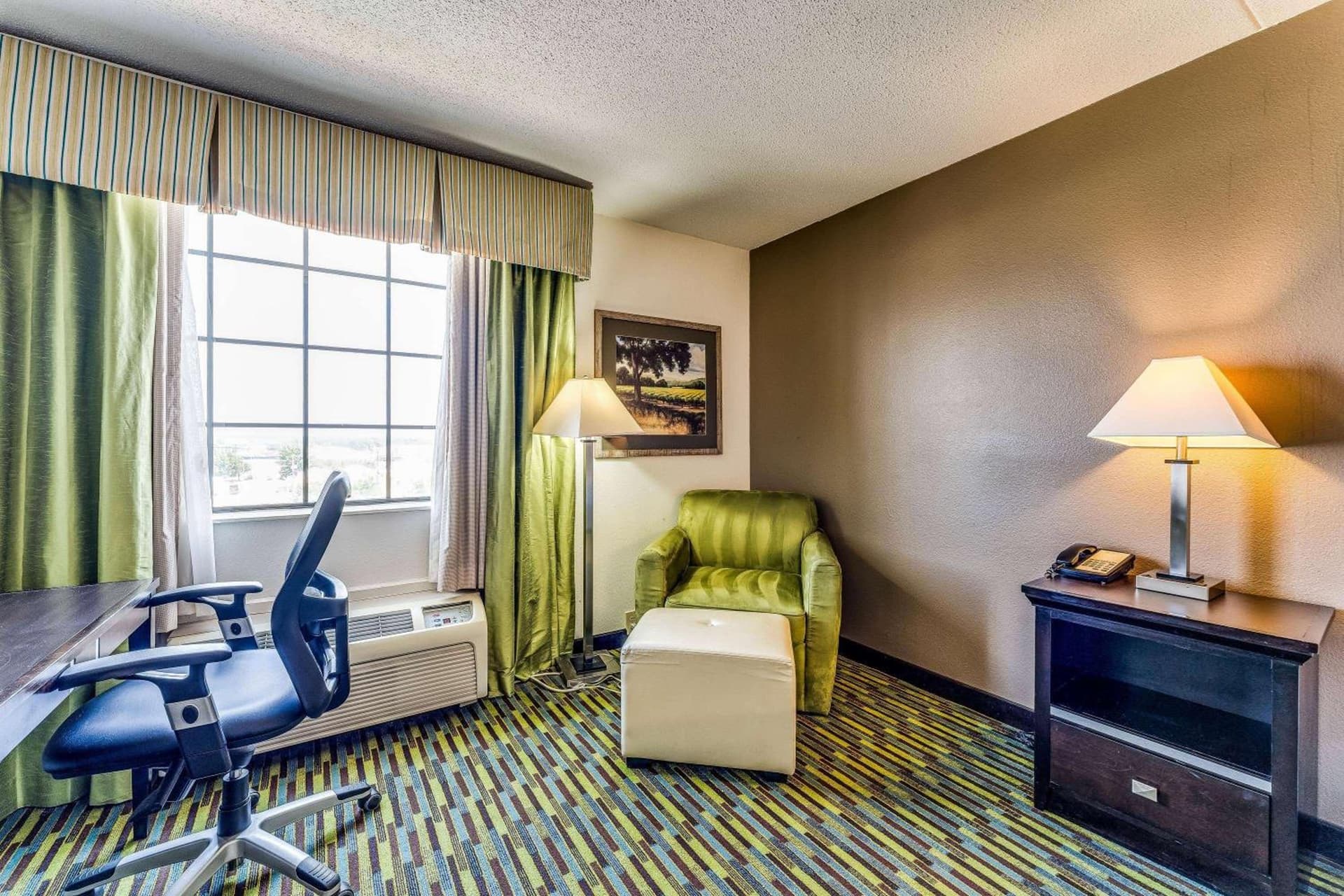 Wyndham Garden Wichita Downtown gallery photo in Wichita, KS — image 9