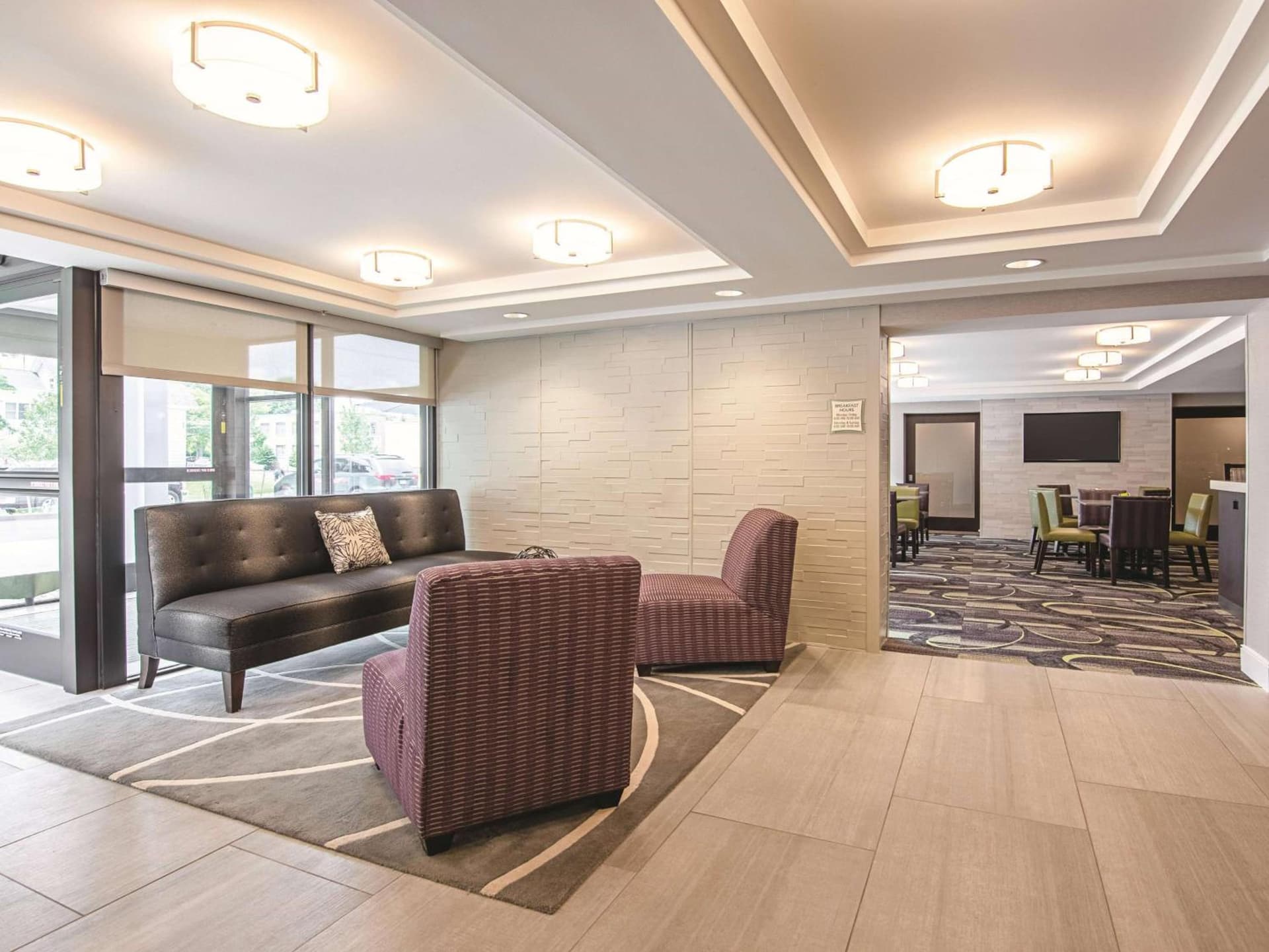 La Quinta Inn & Suites by Wyndham Portland DT Maine Med gallery photo in Portland, ME — image 29
