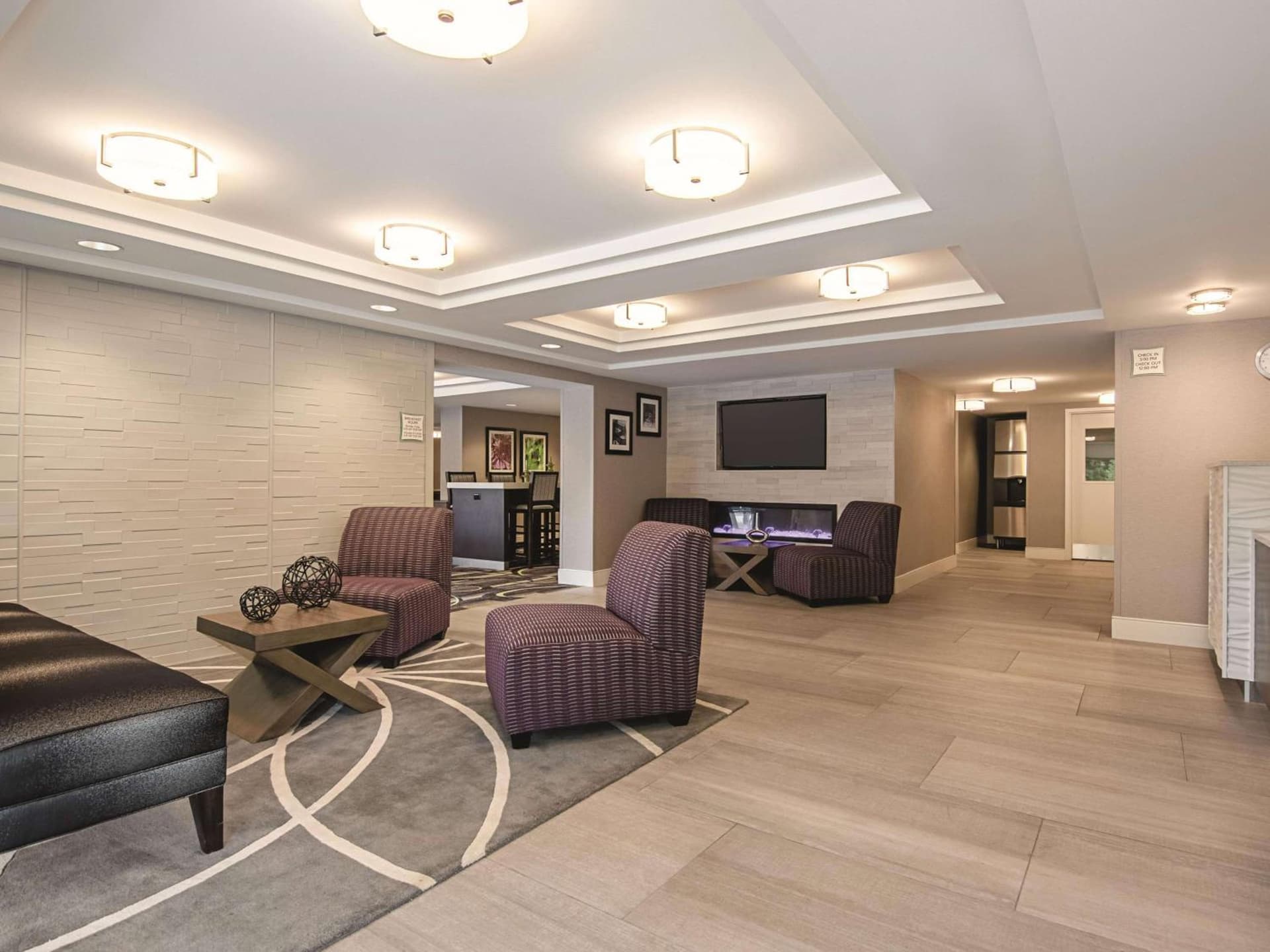 La Quinta Inn & Suites by Wyndham Portland DT Maine Med gallery photo in Portland, ME — image 16
