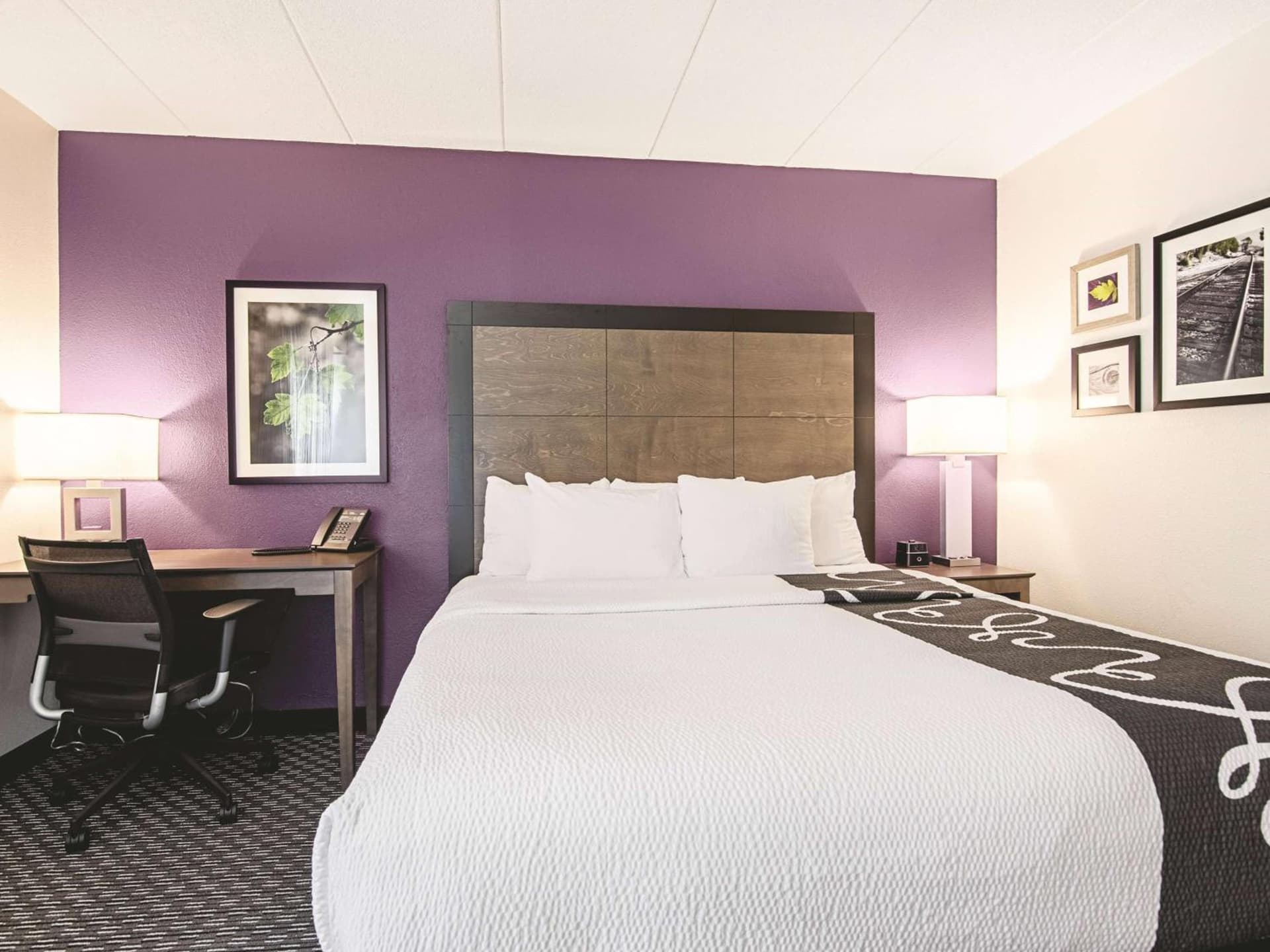La Quinta Inn & Suites by Wyndham Portland DT Maine Med gallery photo in Portland, ME — image 14
