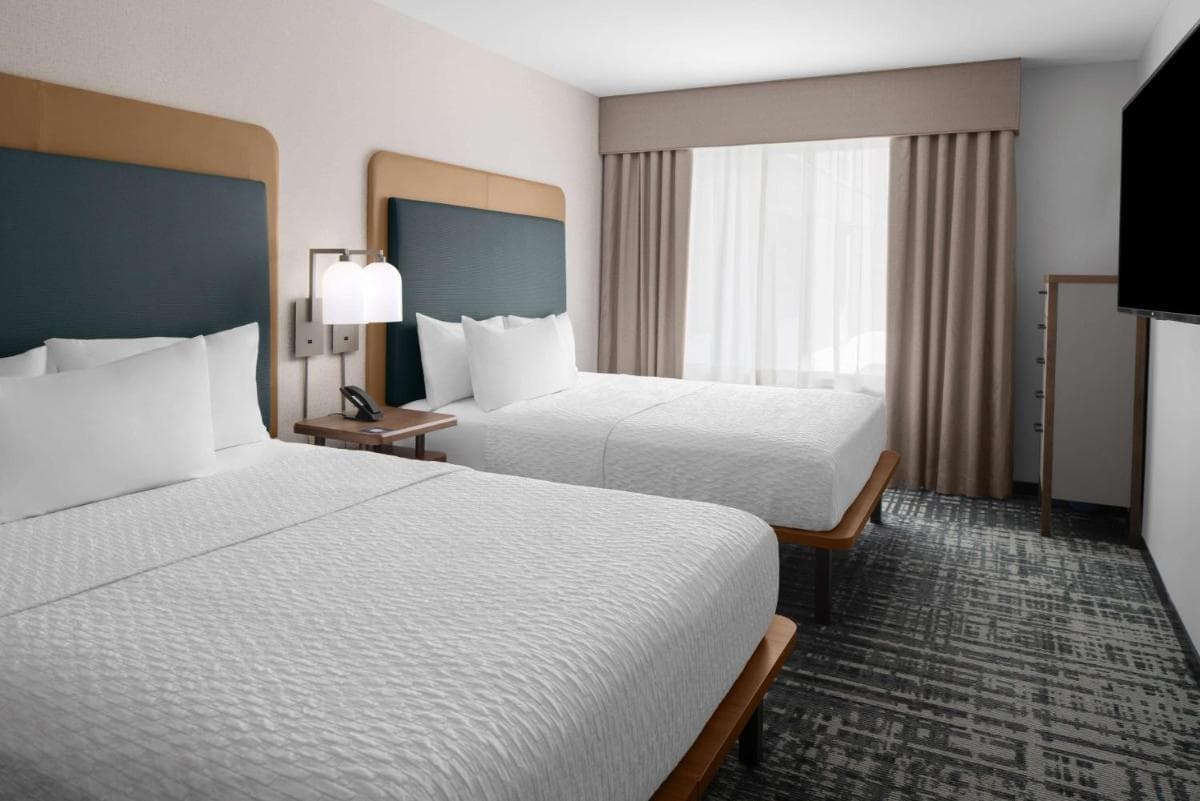 Homewood Suites By Hilton Charlotte Uptown First Ward gallery photo in Charlotte, NC — image 13