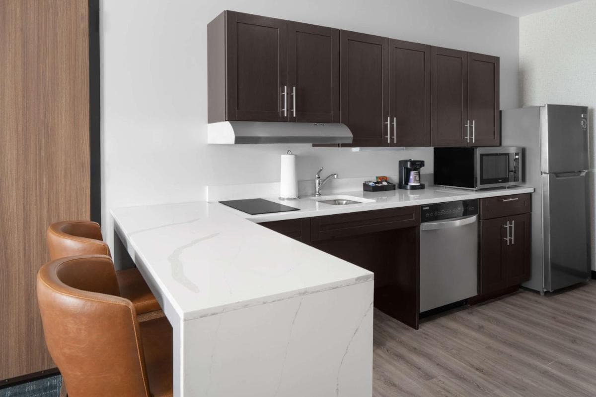 Homewood Suites By Hilton Charlotte Uptown First Ward gallery photo in Charlotte, NC — image 38