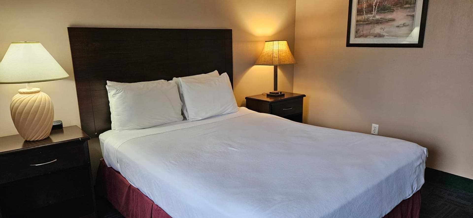 Bellis Inn interior in Bellingham, WA — gallery photo 2