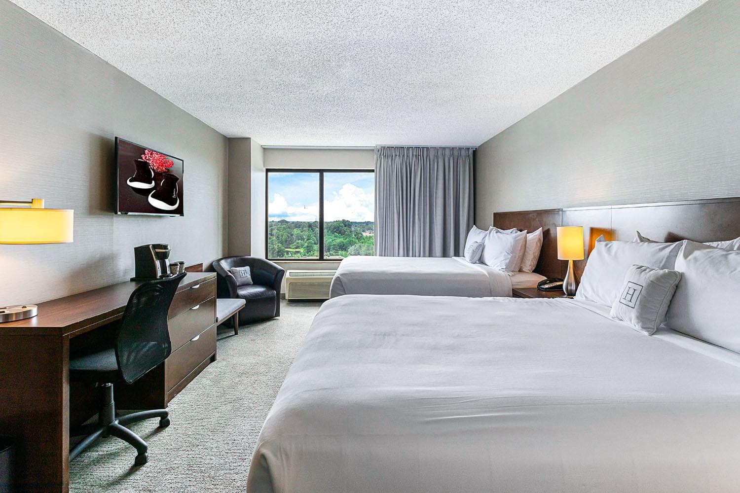 Harborside Hotel gallery photo in Oxon Hill, MD — image 38
