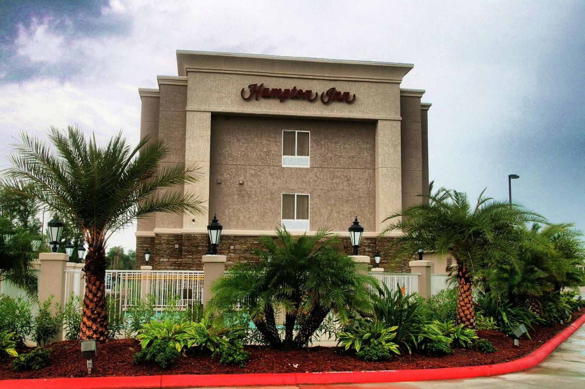 Hampton Inn Orange property views in Orange, TX — gallery photo 3