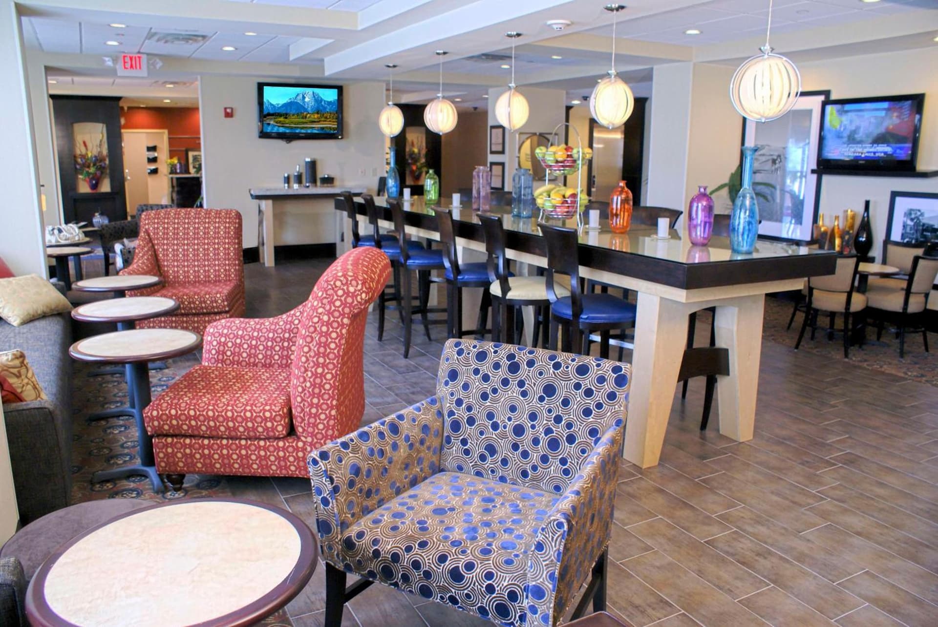 Hampton Inn Orange gallery photo in Orange, TX — image 9