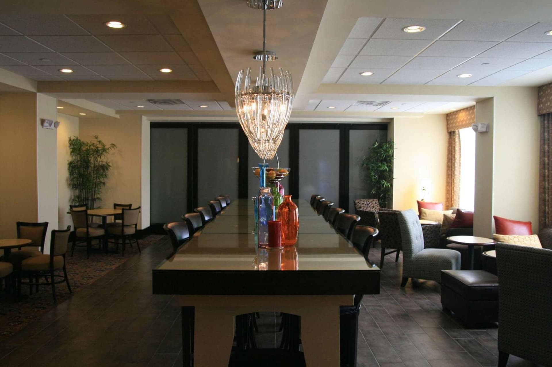 Hampton Inn Orange gallery photo in Orange, TX — image 15